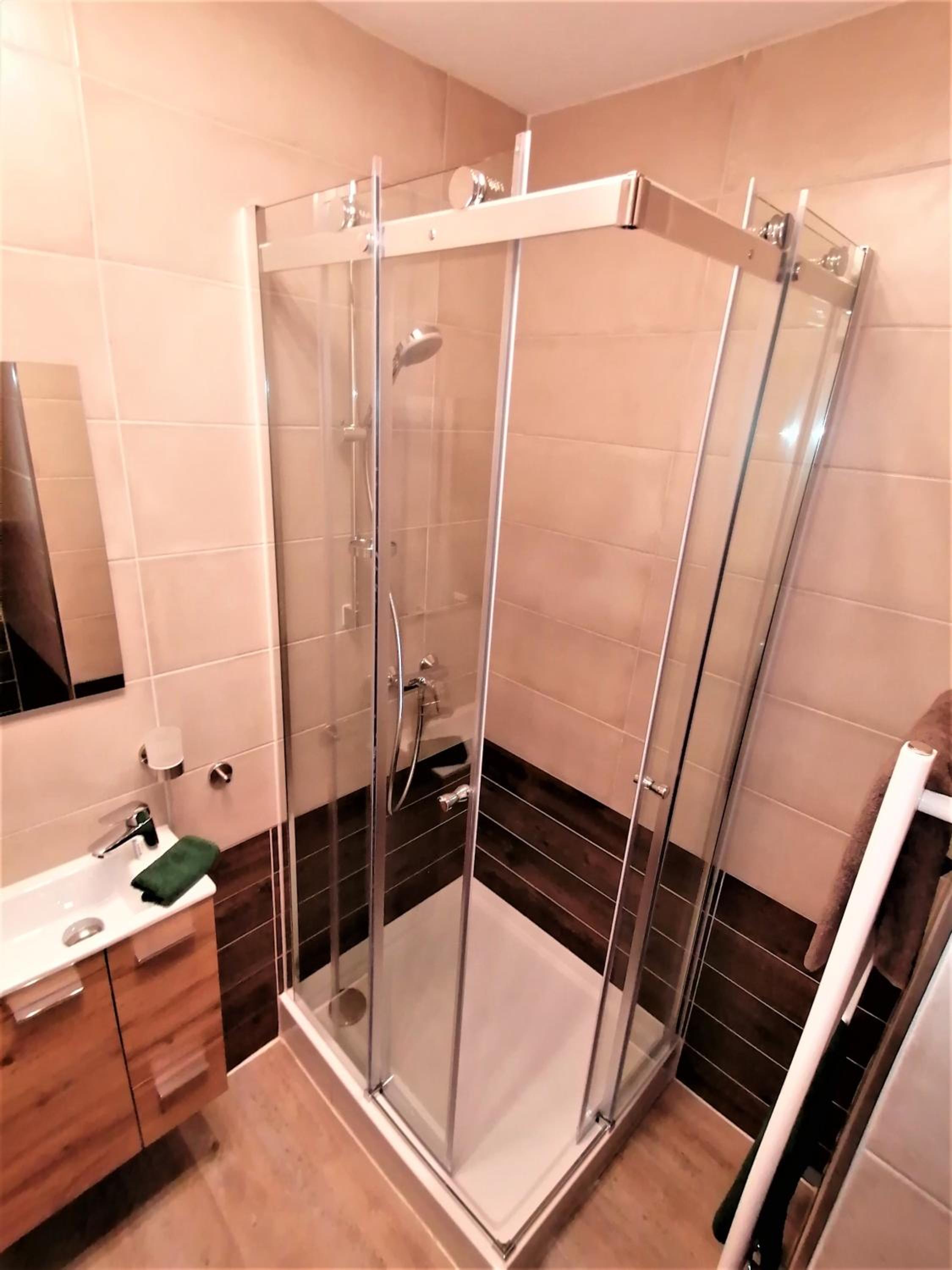 Double Room - Photo 4