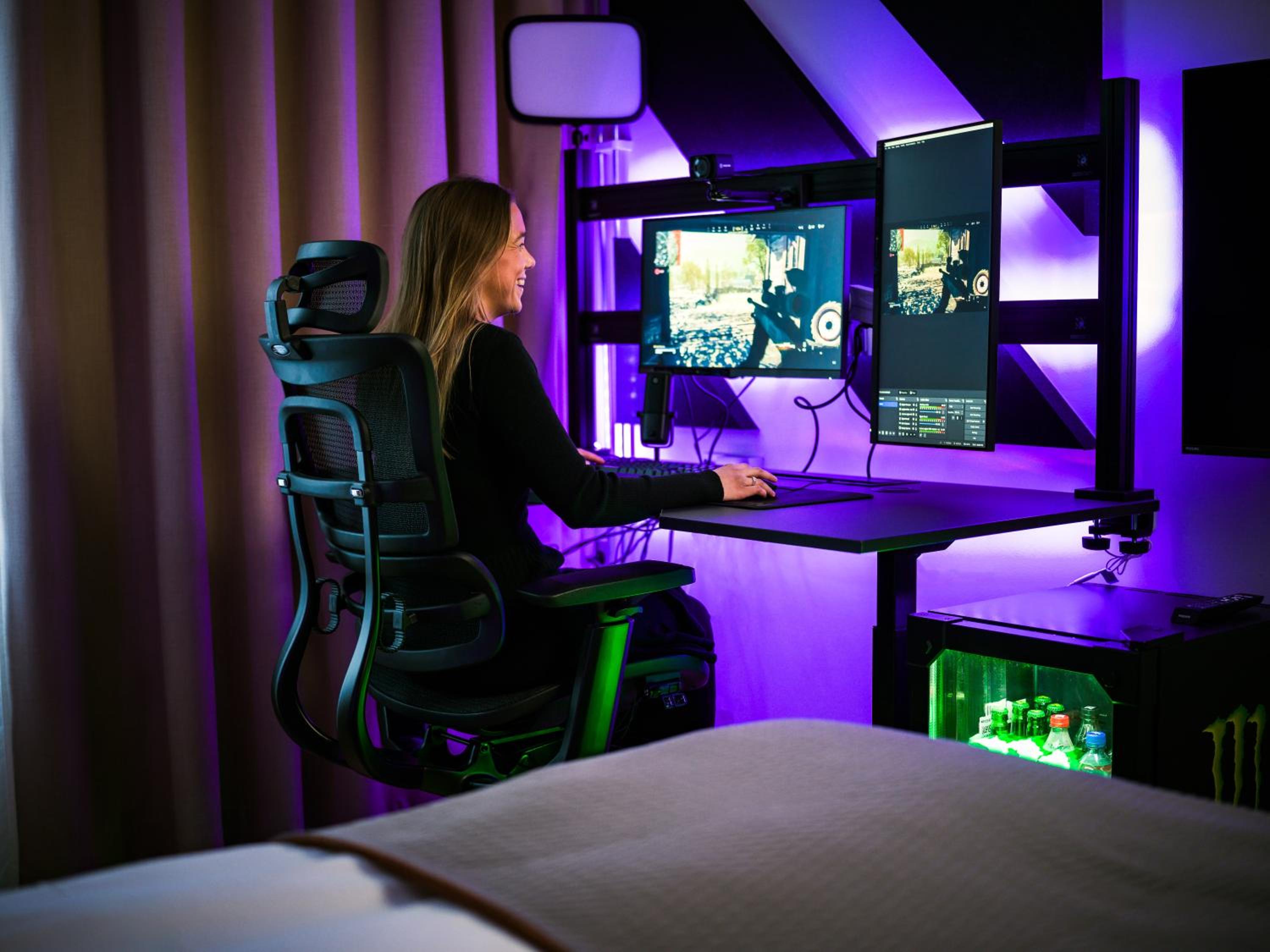 Gaming Room - Photo 3