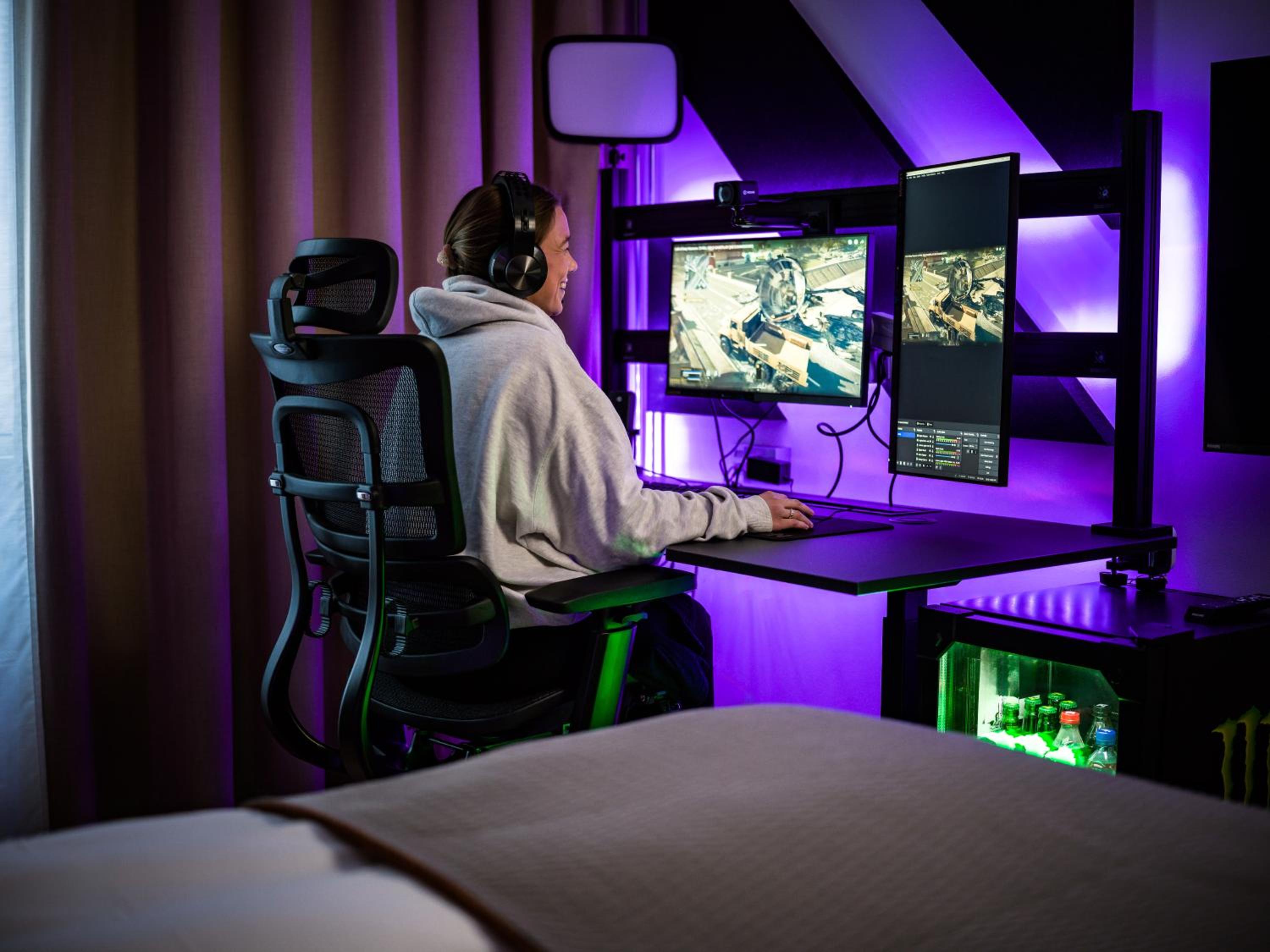 Gaming Room - Photo 2
