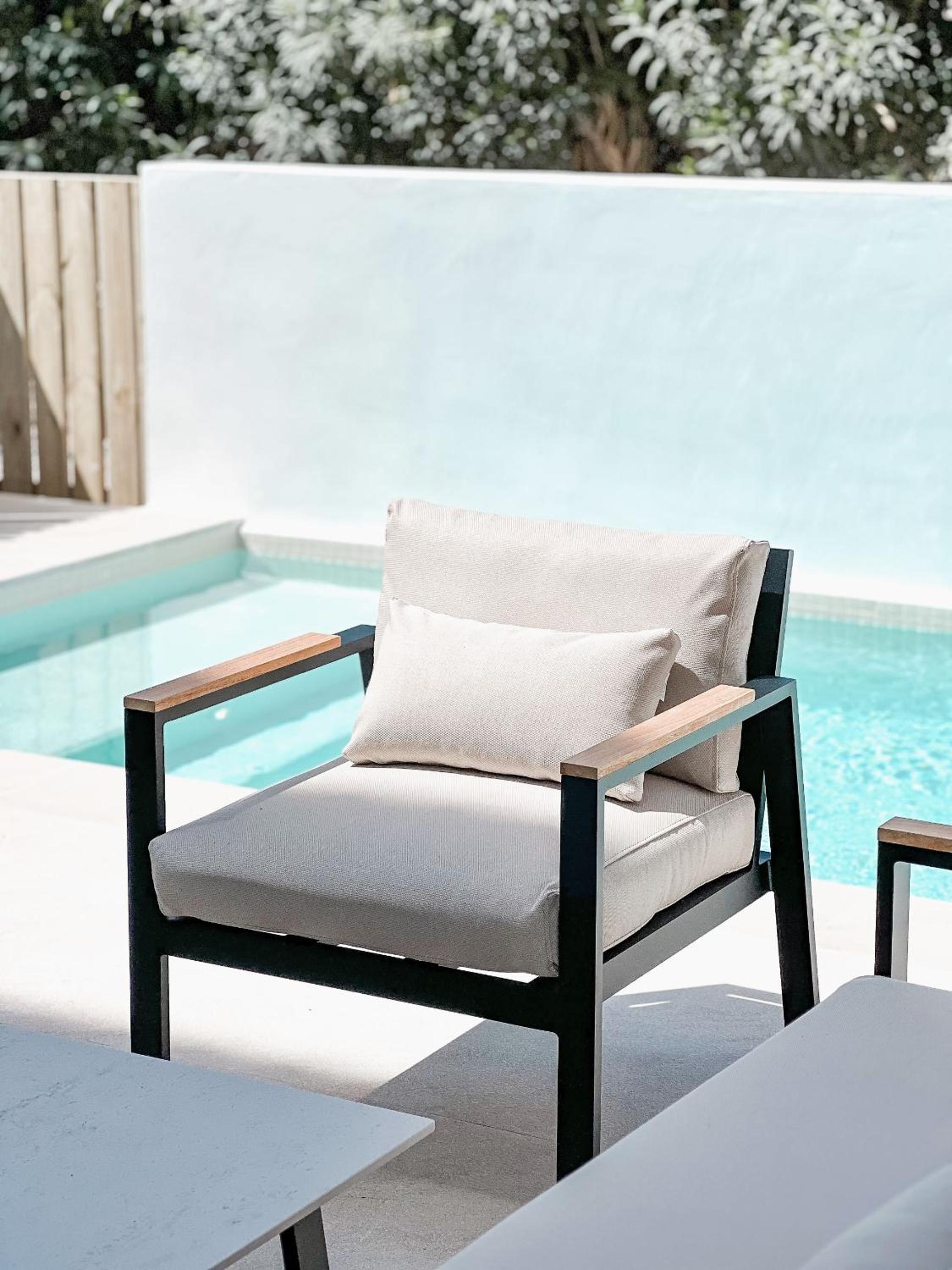 One Bedroom Suite with Private Pool at Ground Floor - Photo 20