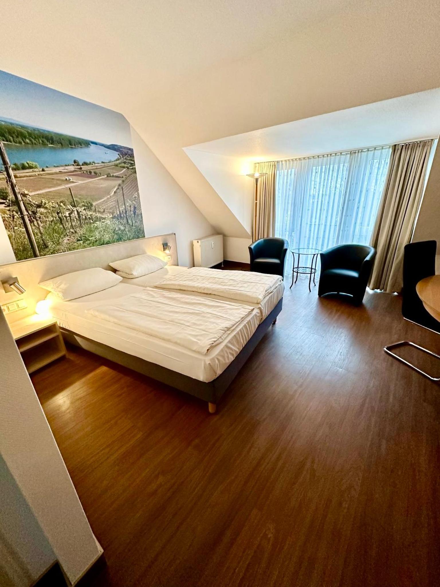 Standard Double Room - Photo 3