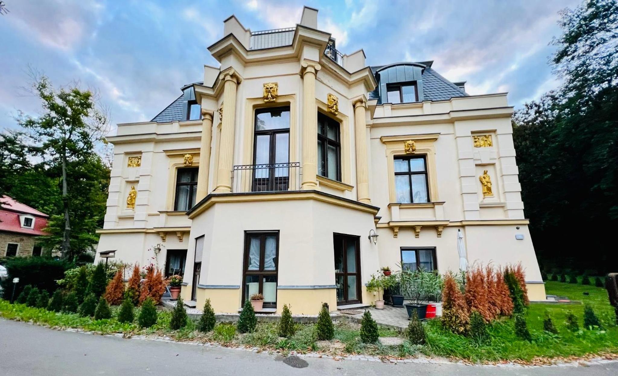 Two-Bedroom Apartment with Terrace