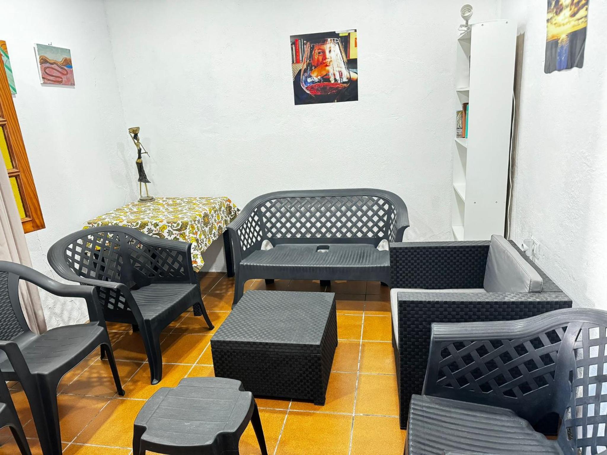 Double Room - Photo 8