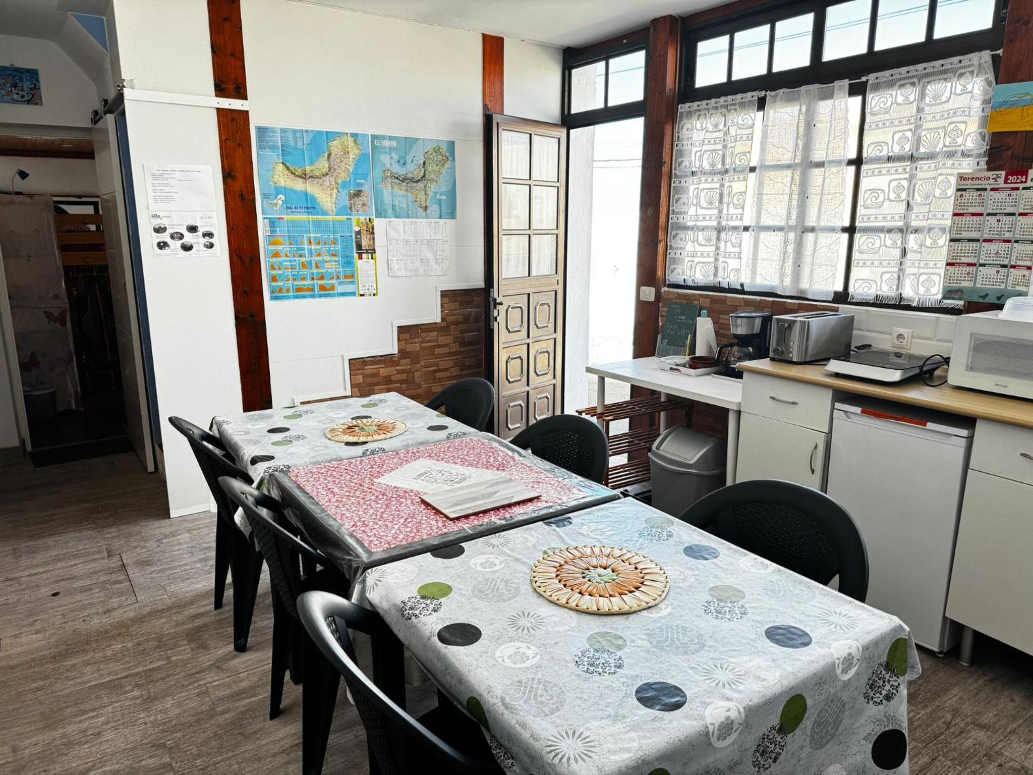 Double Room - Photo 5