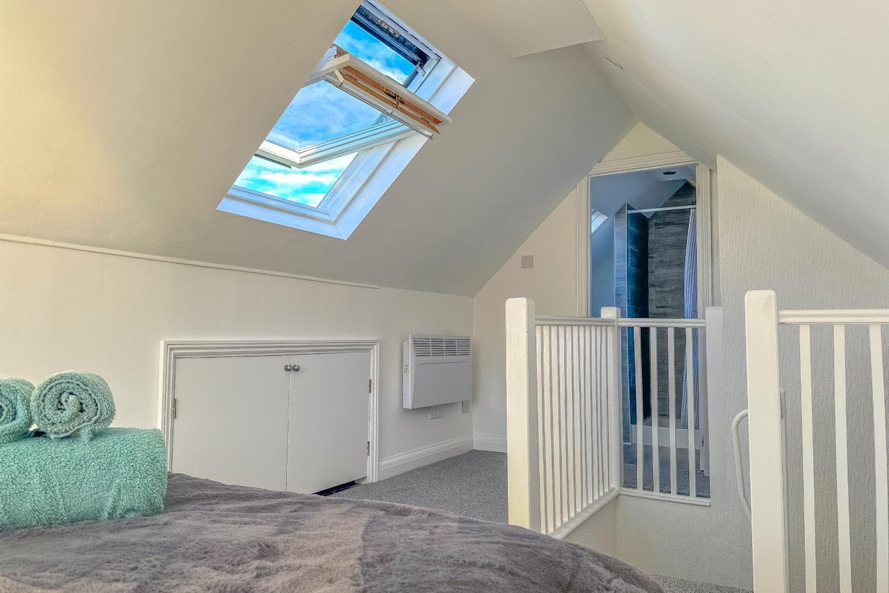 One-Bedroom House photo 1