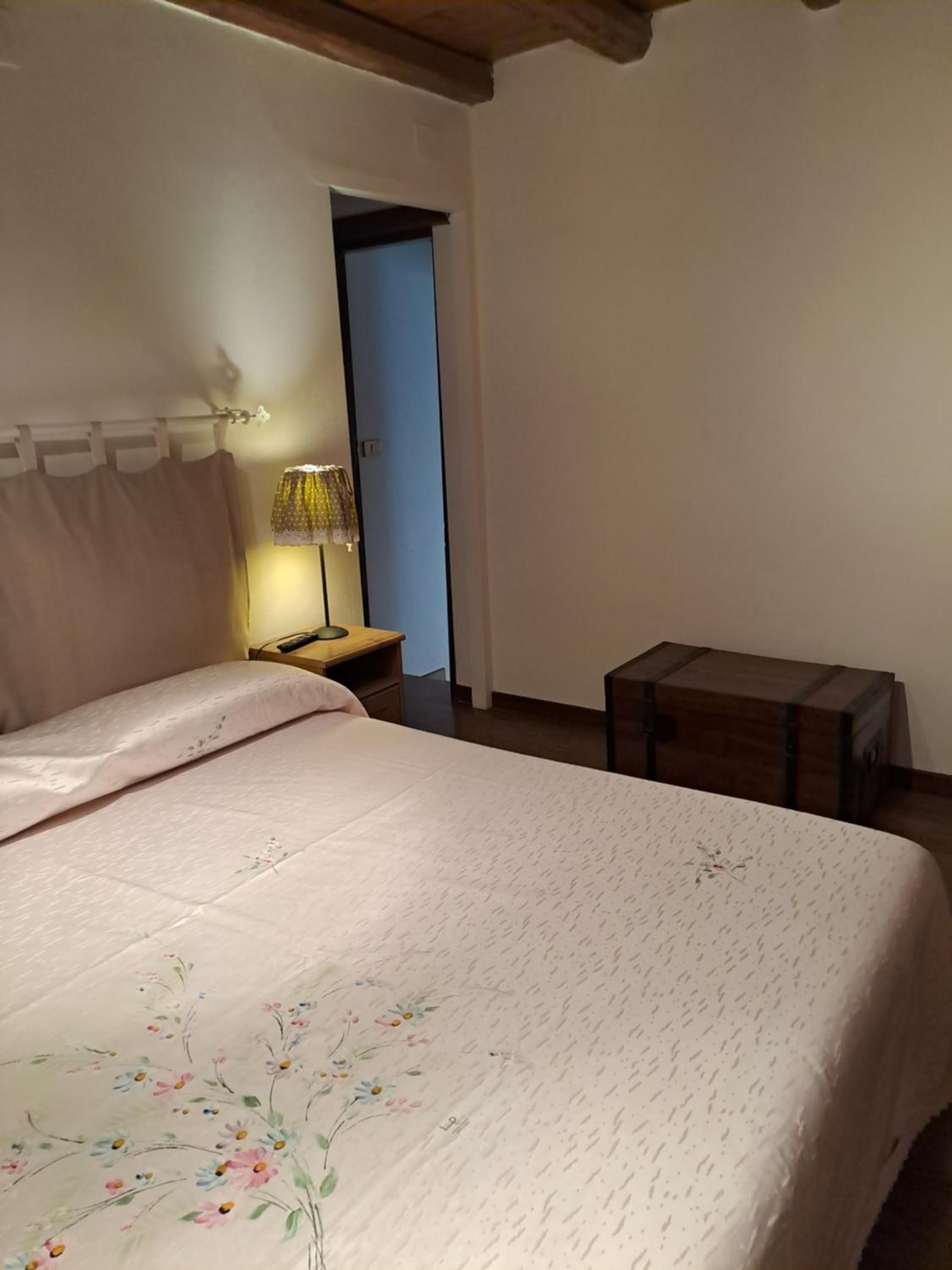 One-Bedroom House photo 1