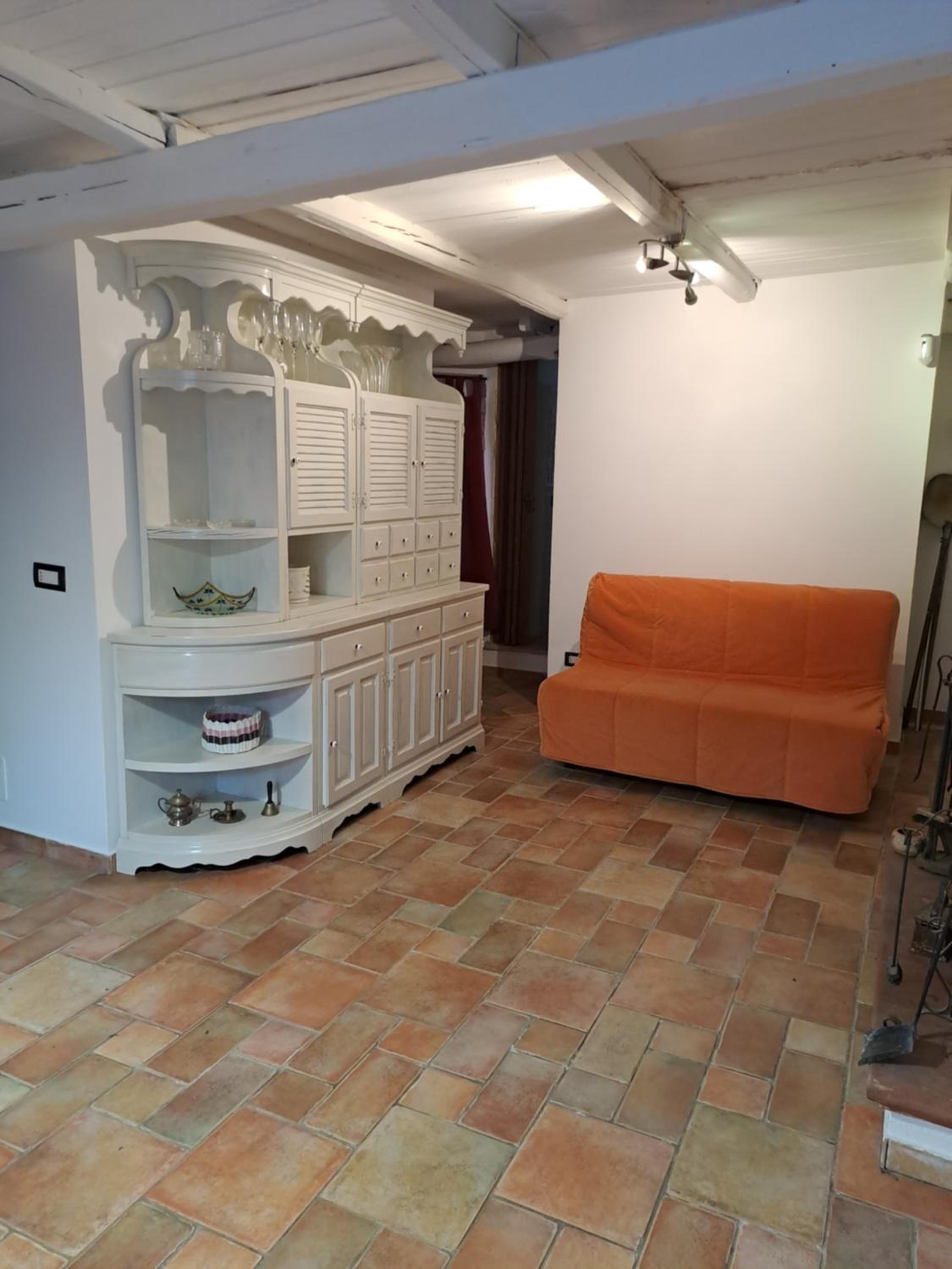 One-Bedroom House photo 2
