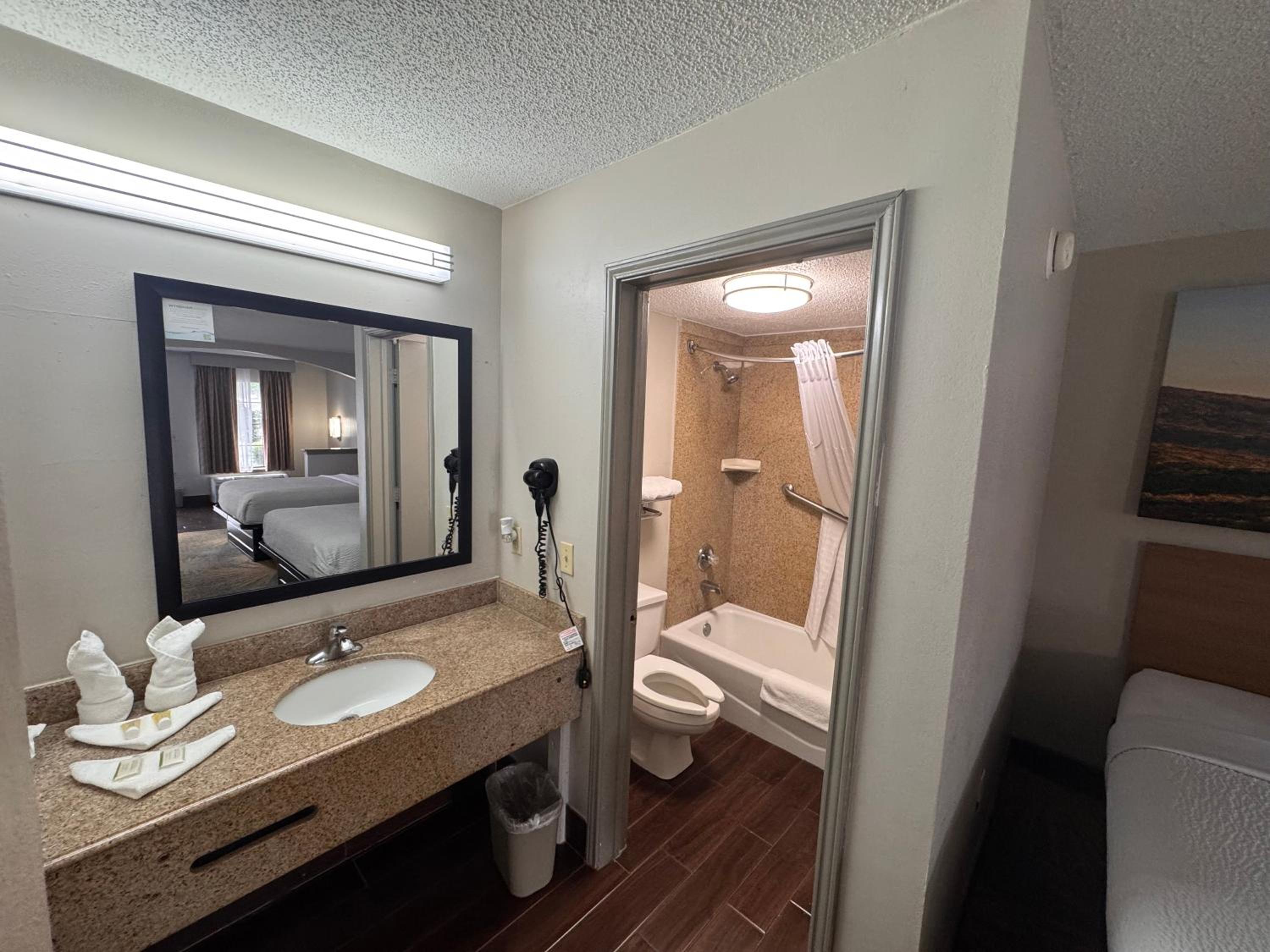 Queen Room with Two Queen Beds  -Non-Smoking