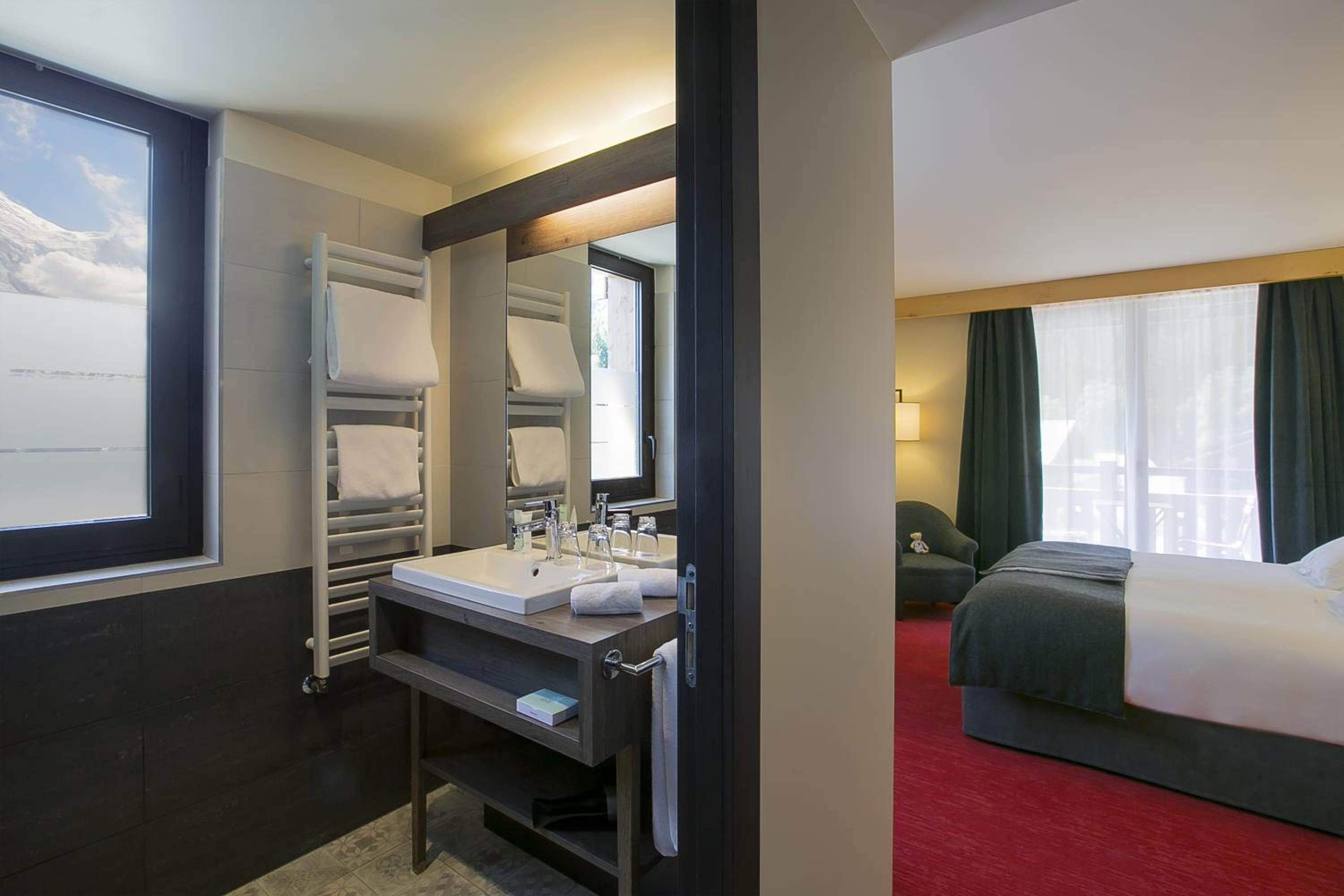 Deluxe Double Room - Photo 3