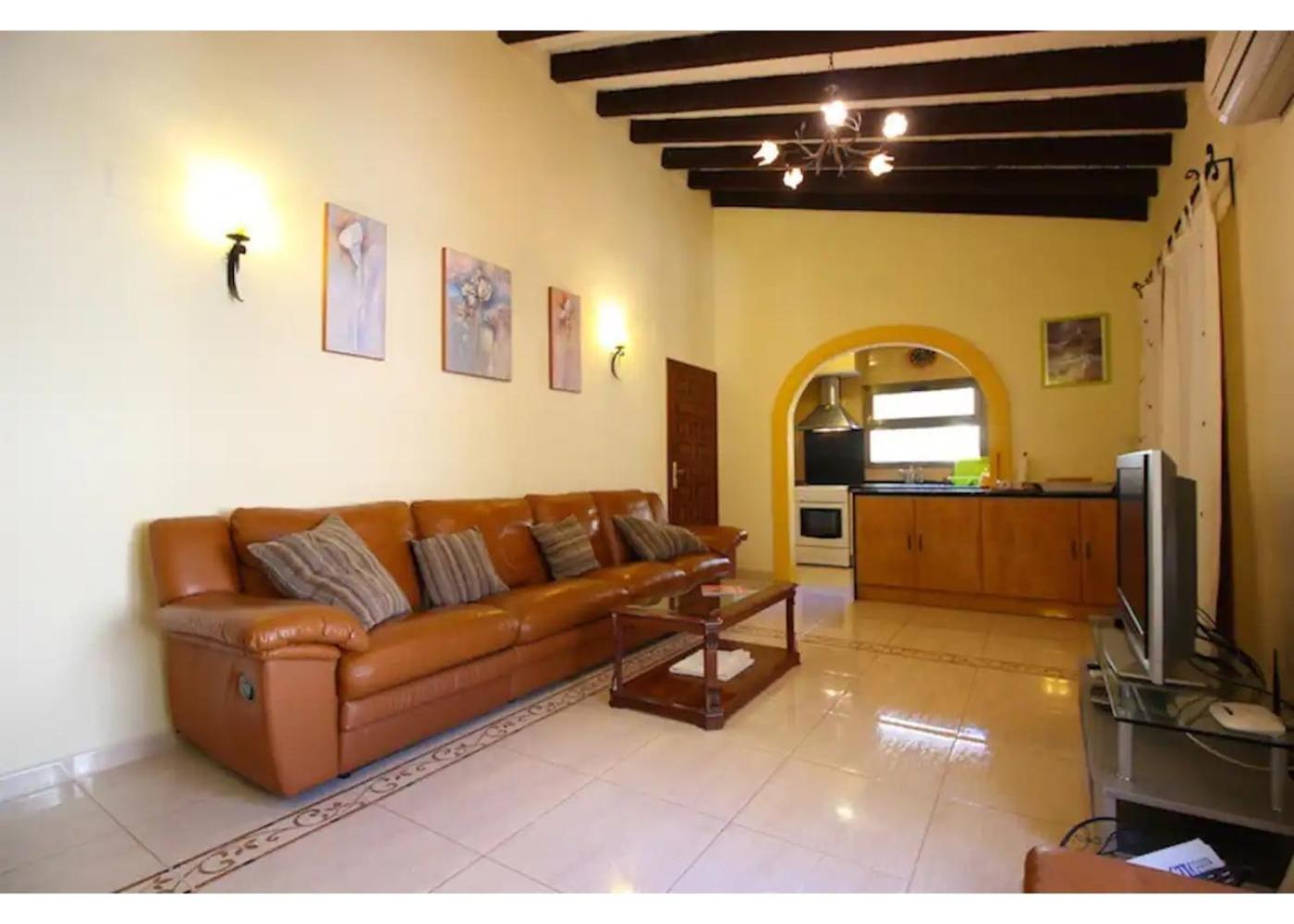 Villa con vistas al jardín
