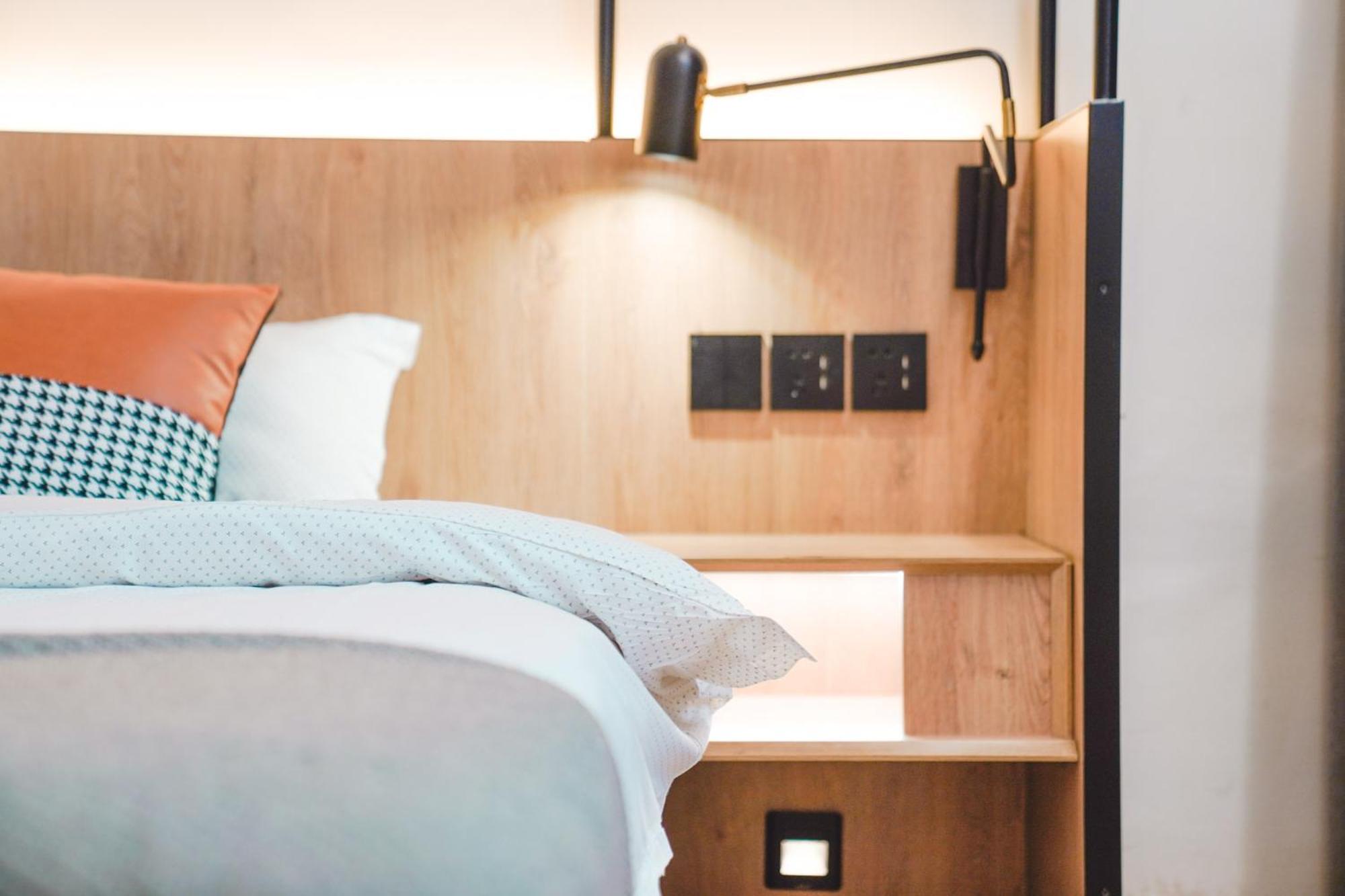 Standard Twin Room with Private Bathroom - Photo 3