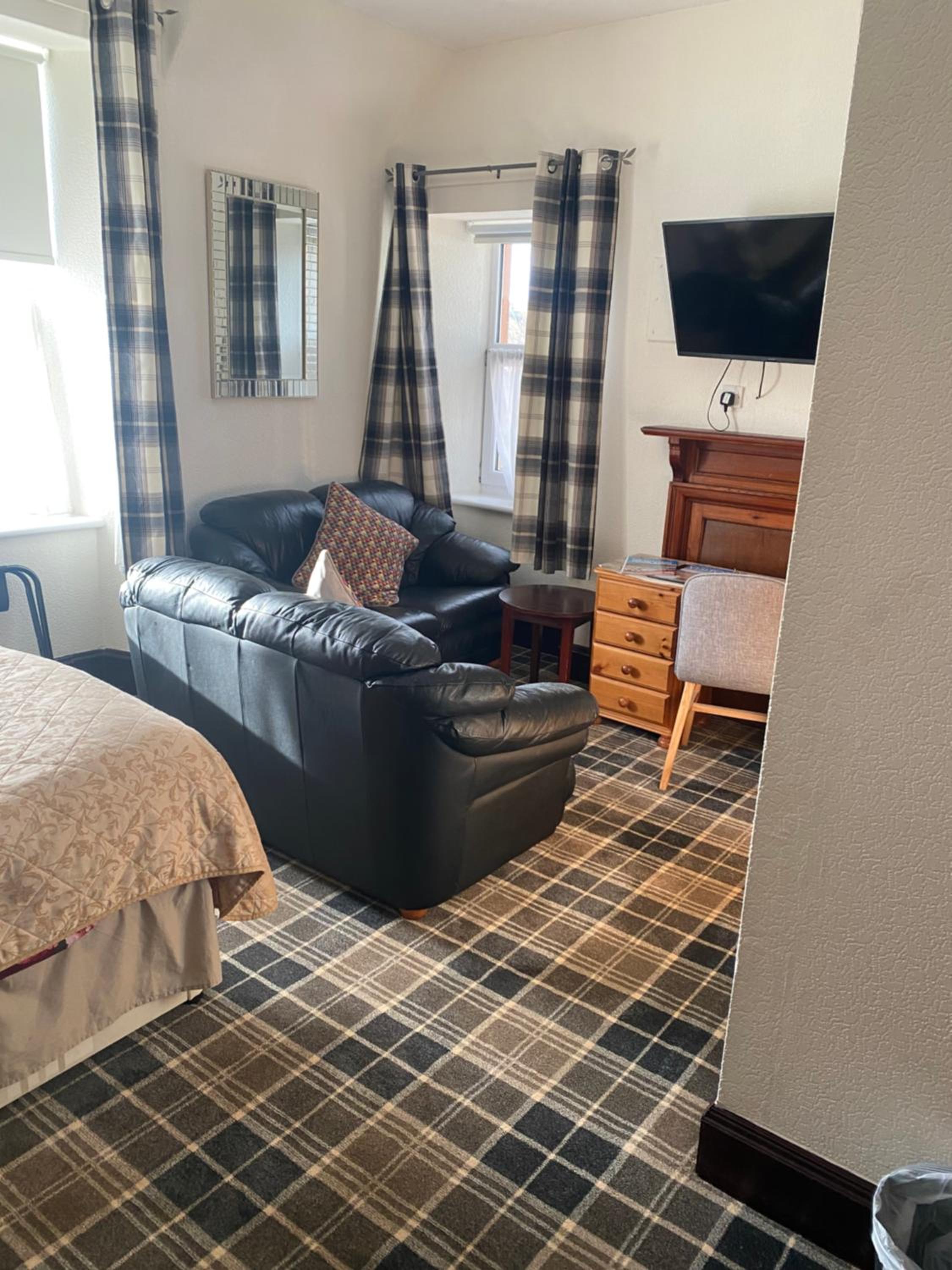 Budget Double Room photo 2