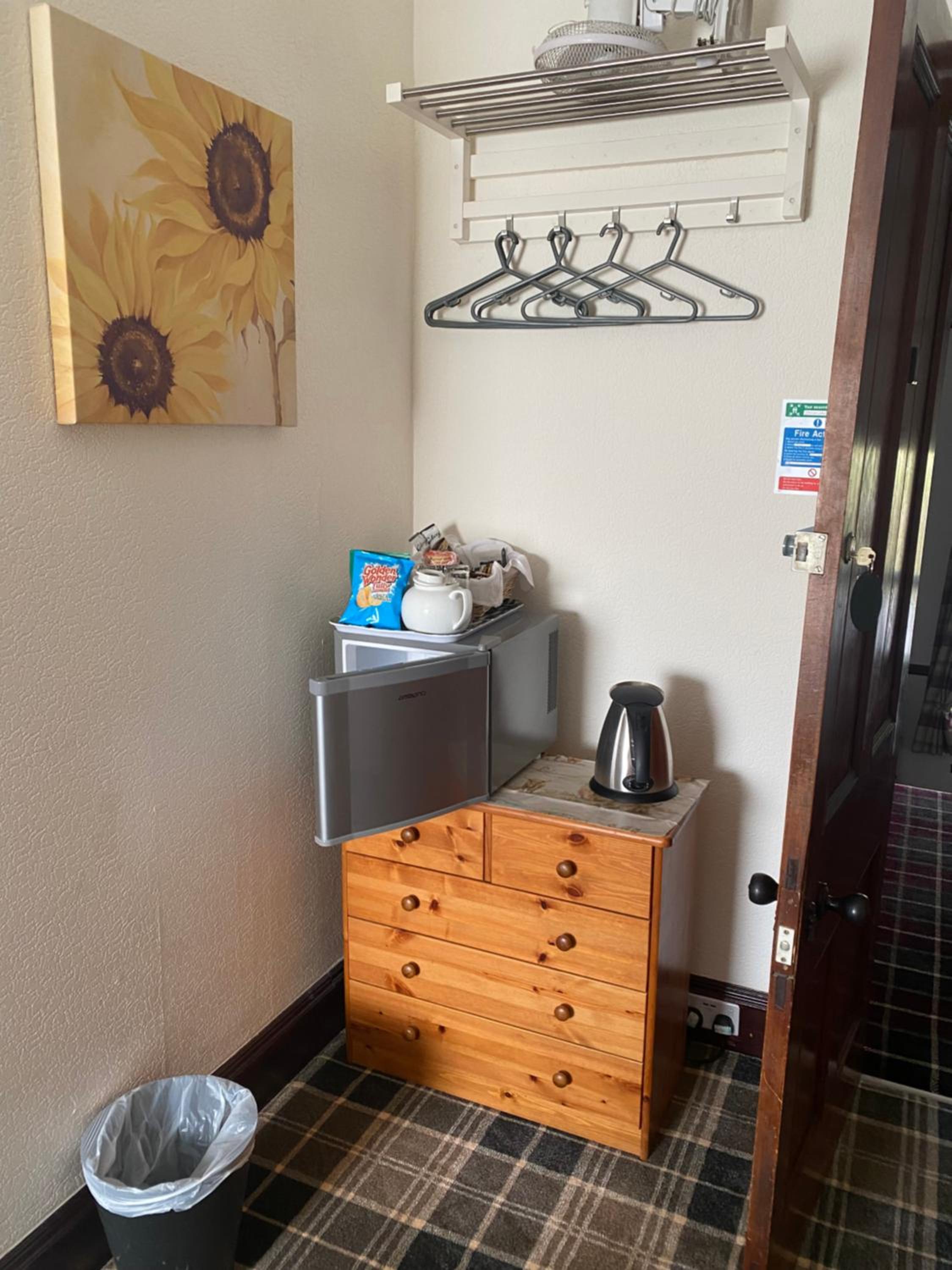 Budget Double Room photo 3