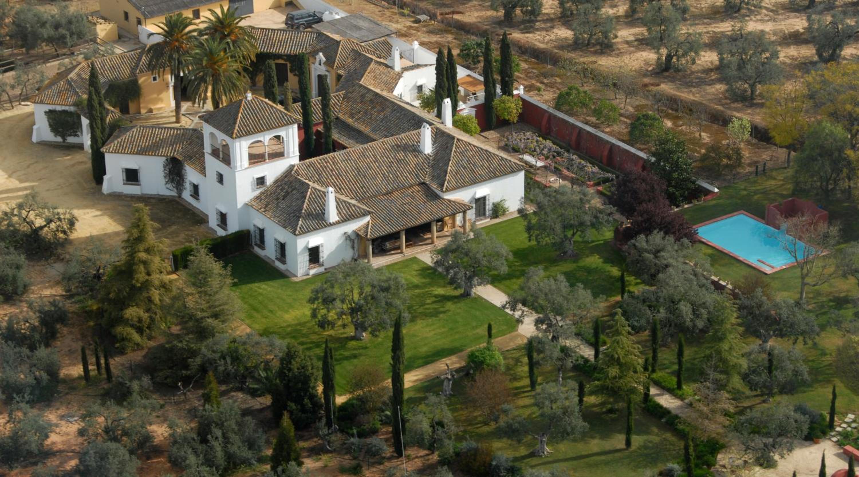 Villa photo 2