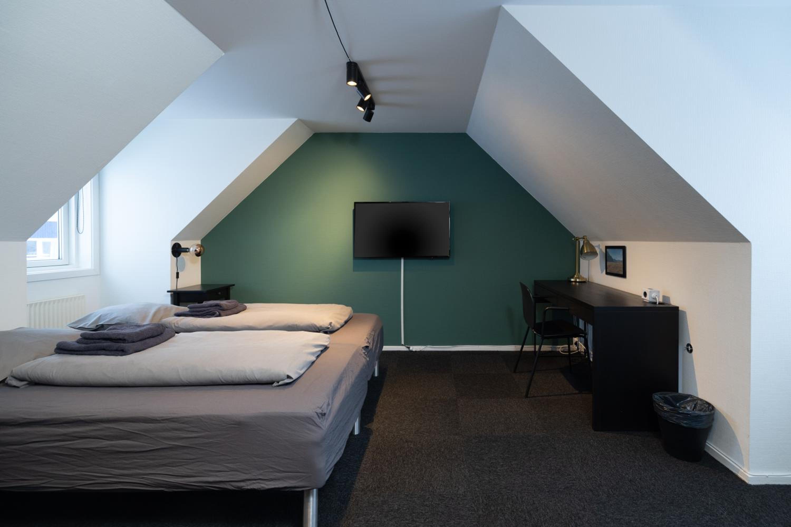 Double Room with Shared Bathroom photo 2