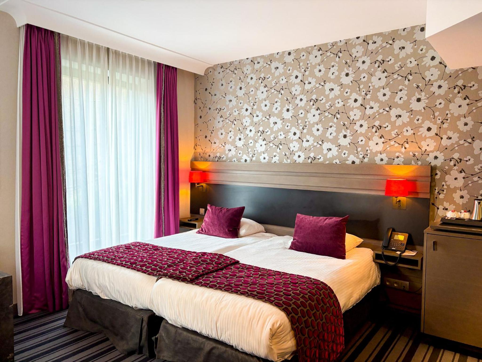 Twin Room - Photo 1
