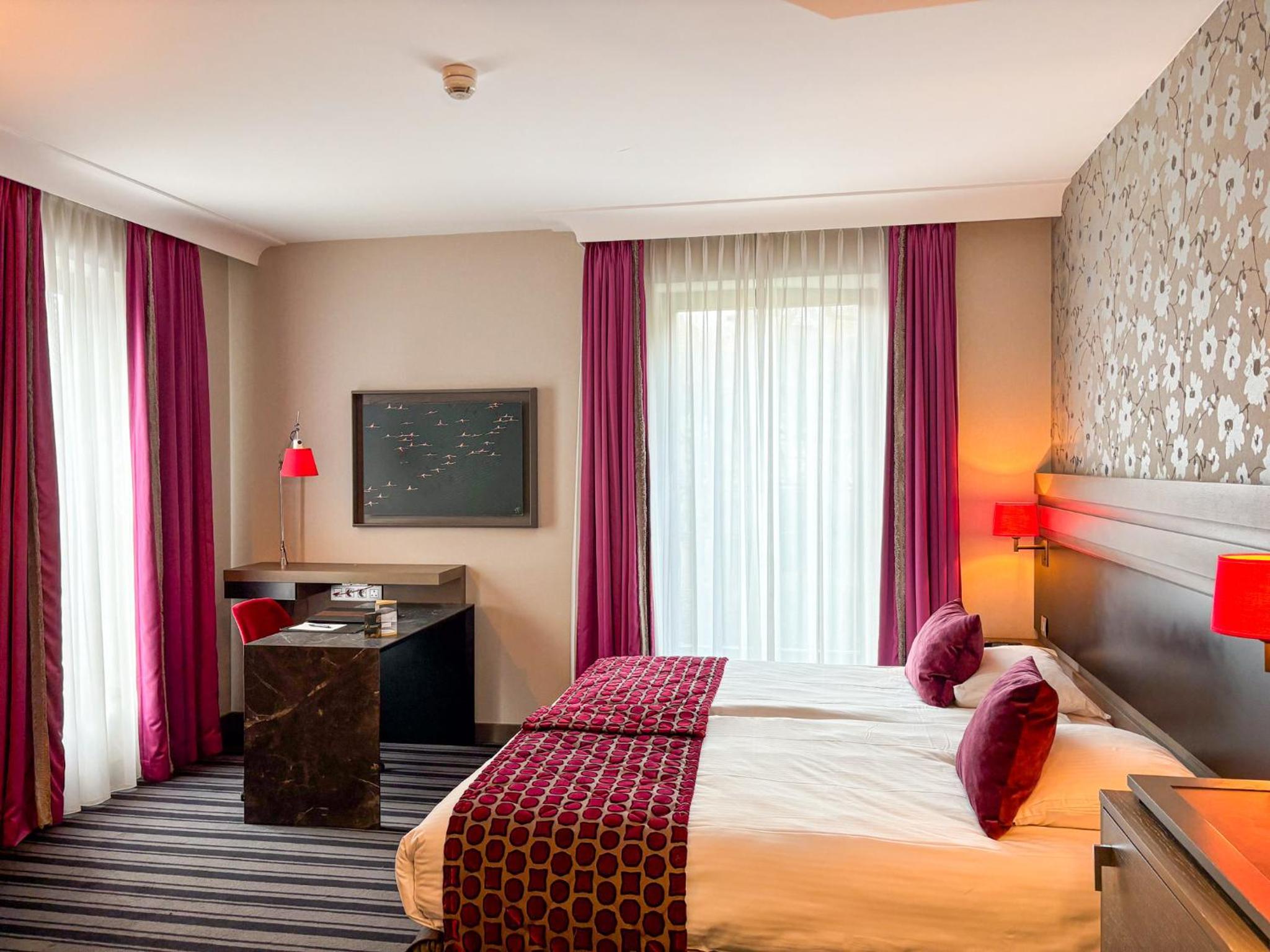 Twin Room - Photo 6