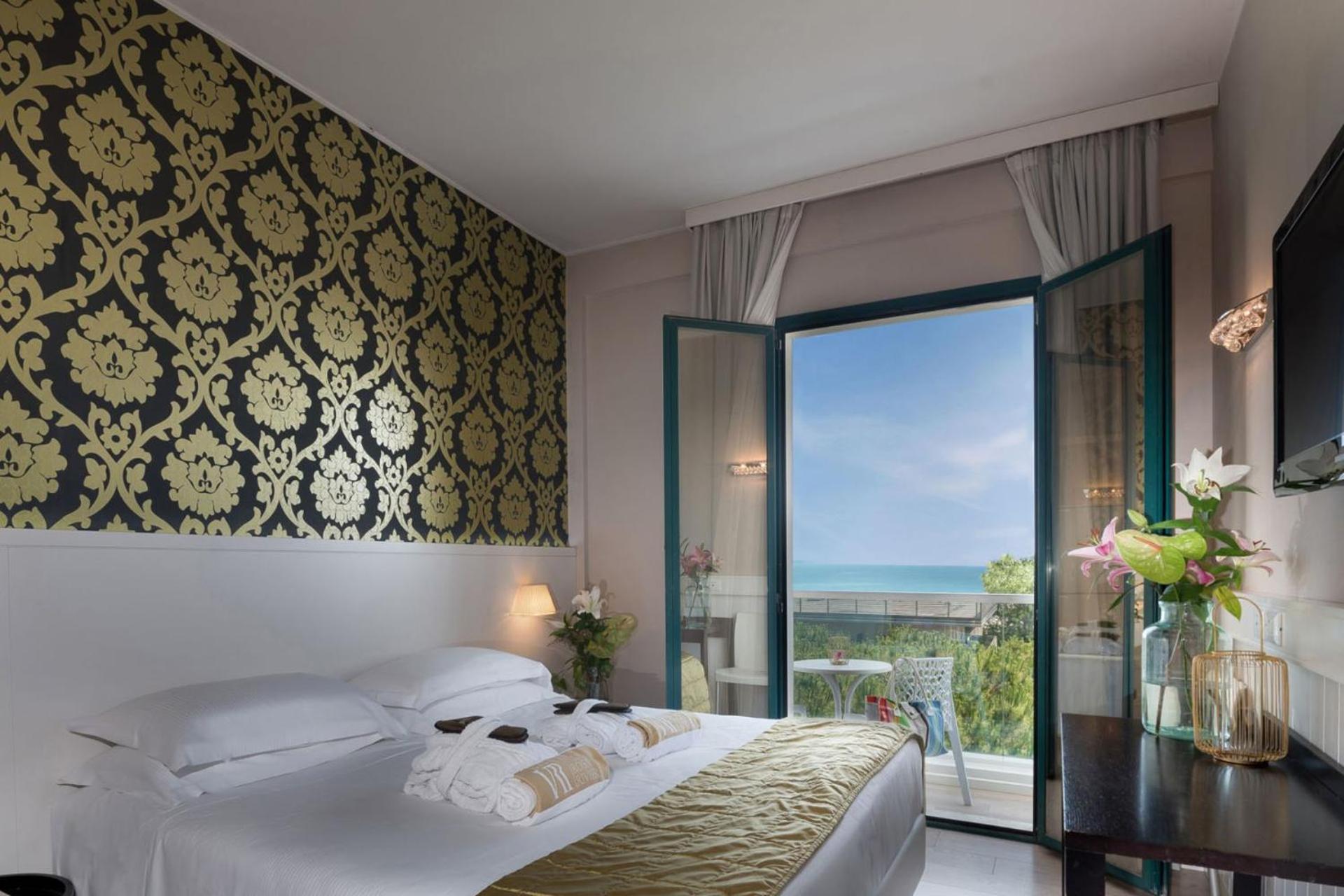 Superior Sea Front Room - Photo 7