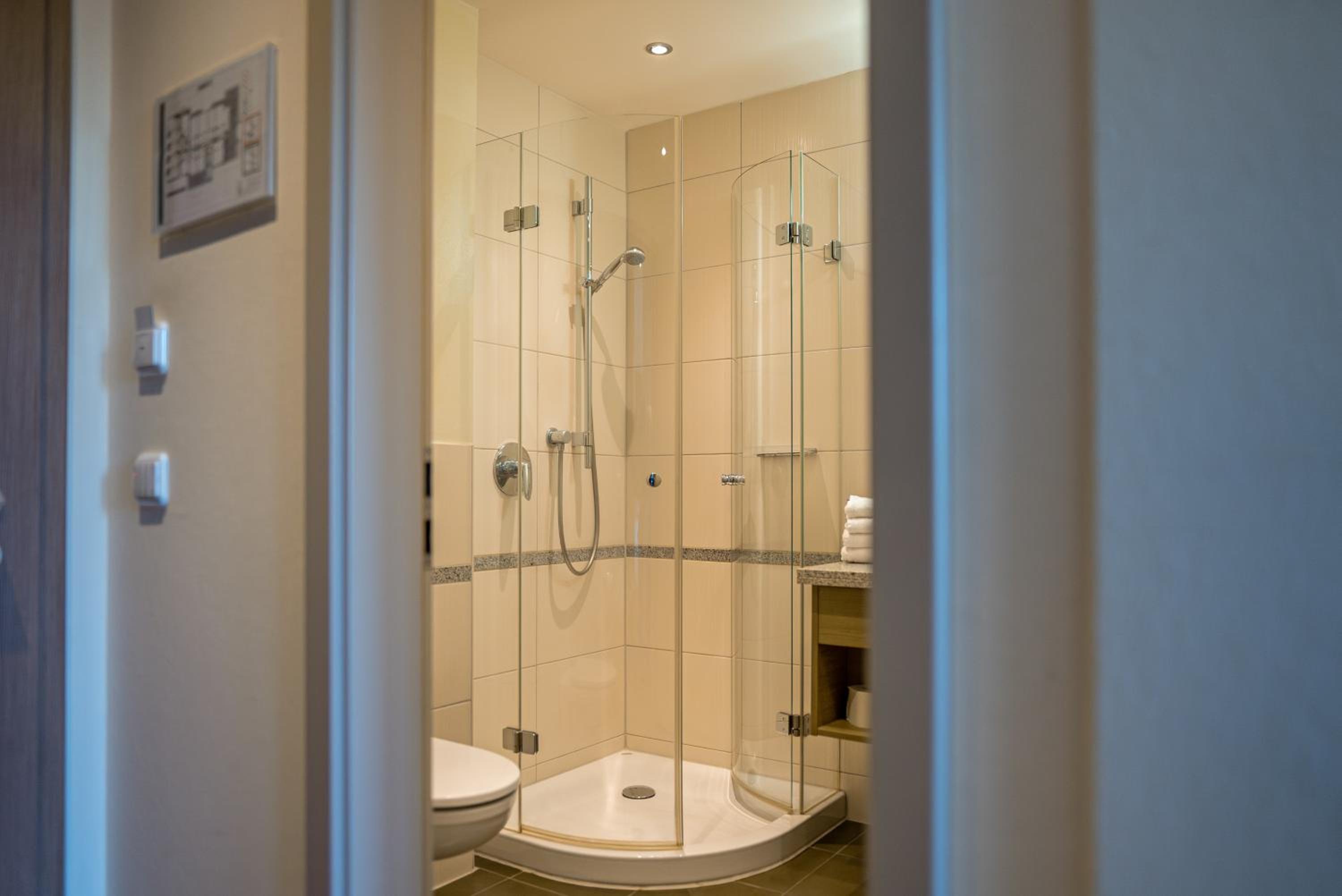 Deluxe Double Room with Balcony and Sea View - Photo 4