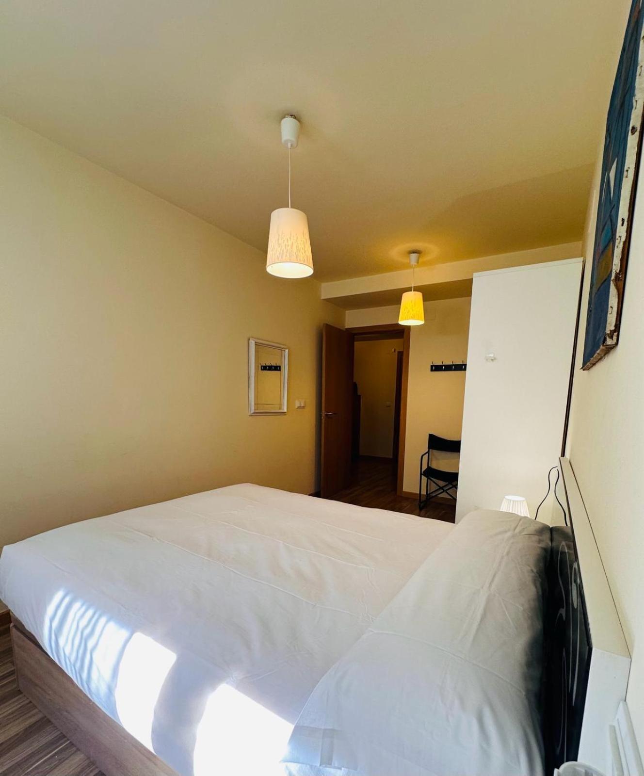Two-Bedroom Apartment - Photo 23