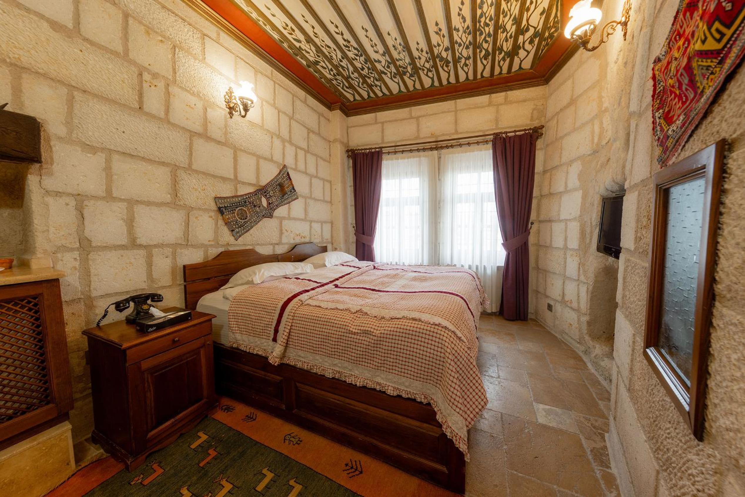 Economy Double Room - Photo 6