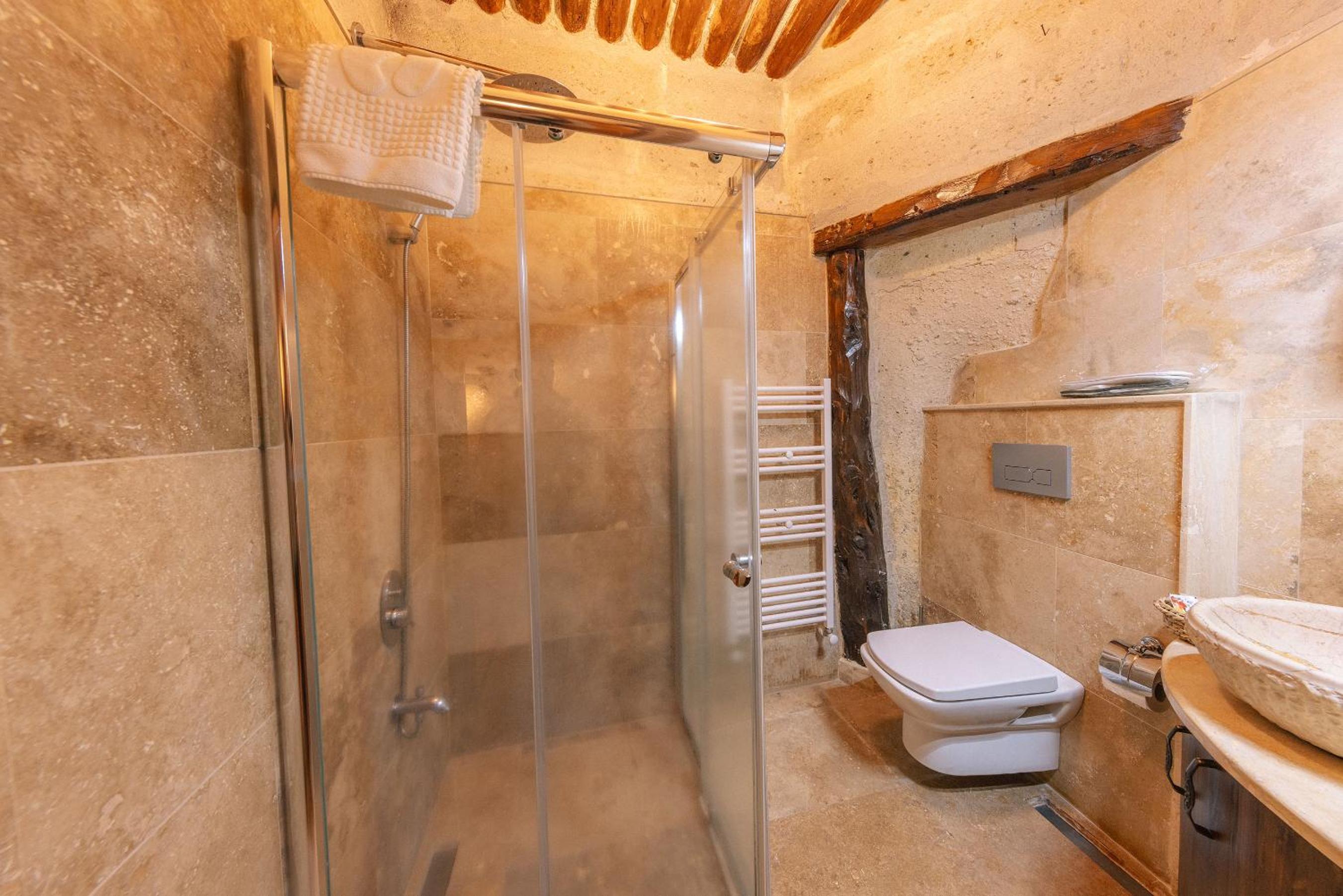 Junior Suite - Photo 17
