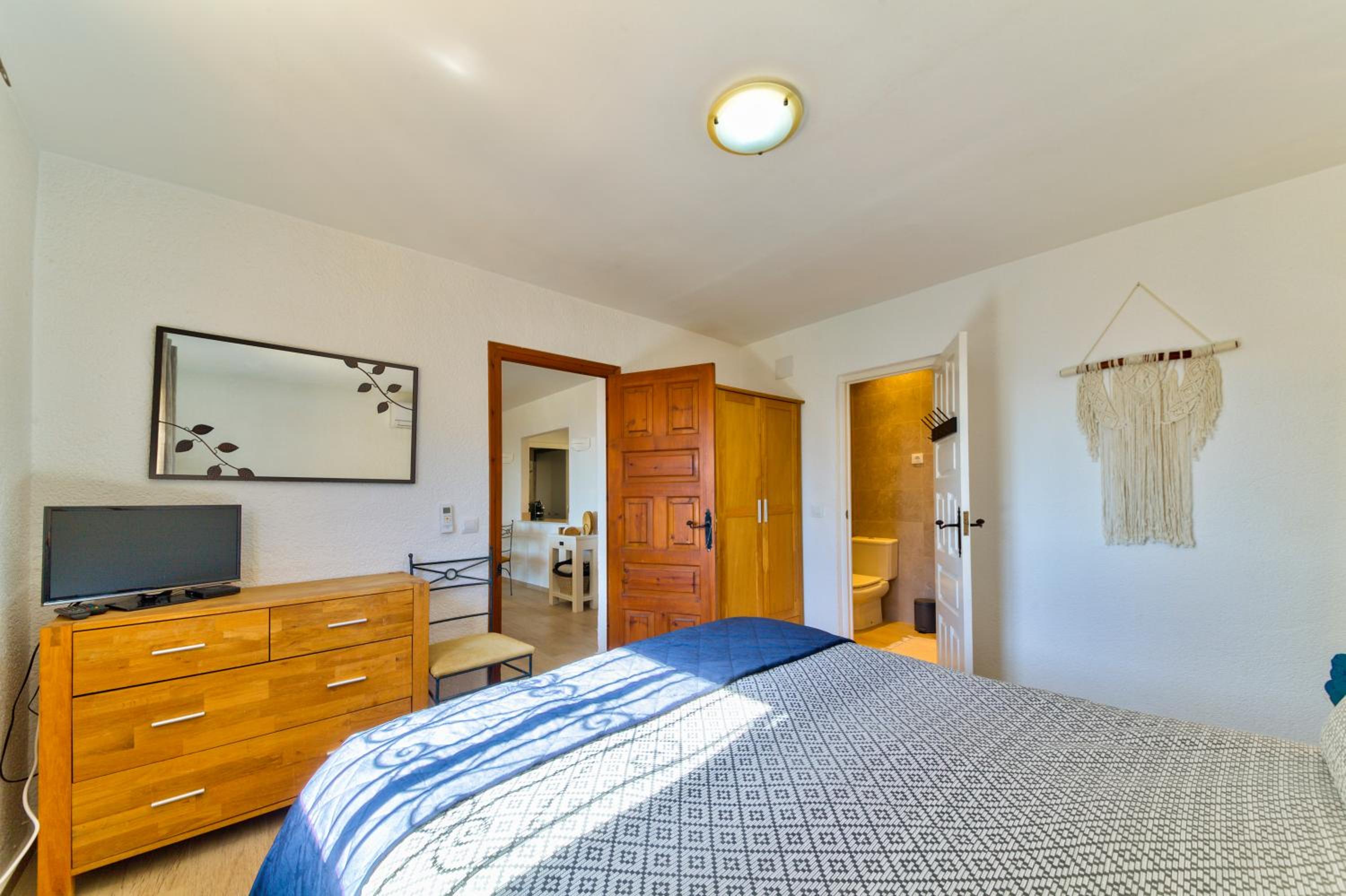 Villa de Tres Habitaciones