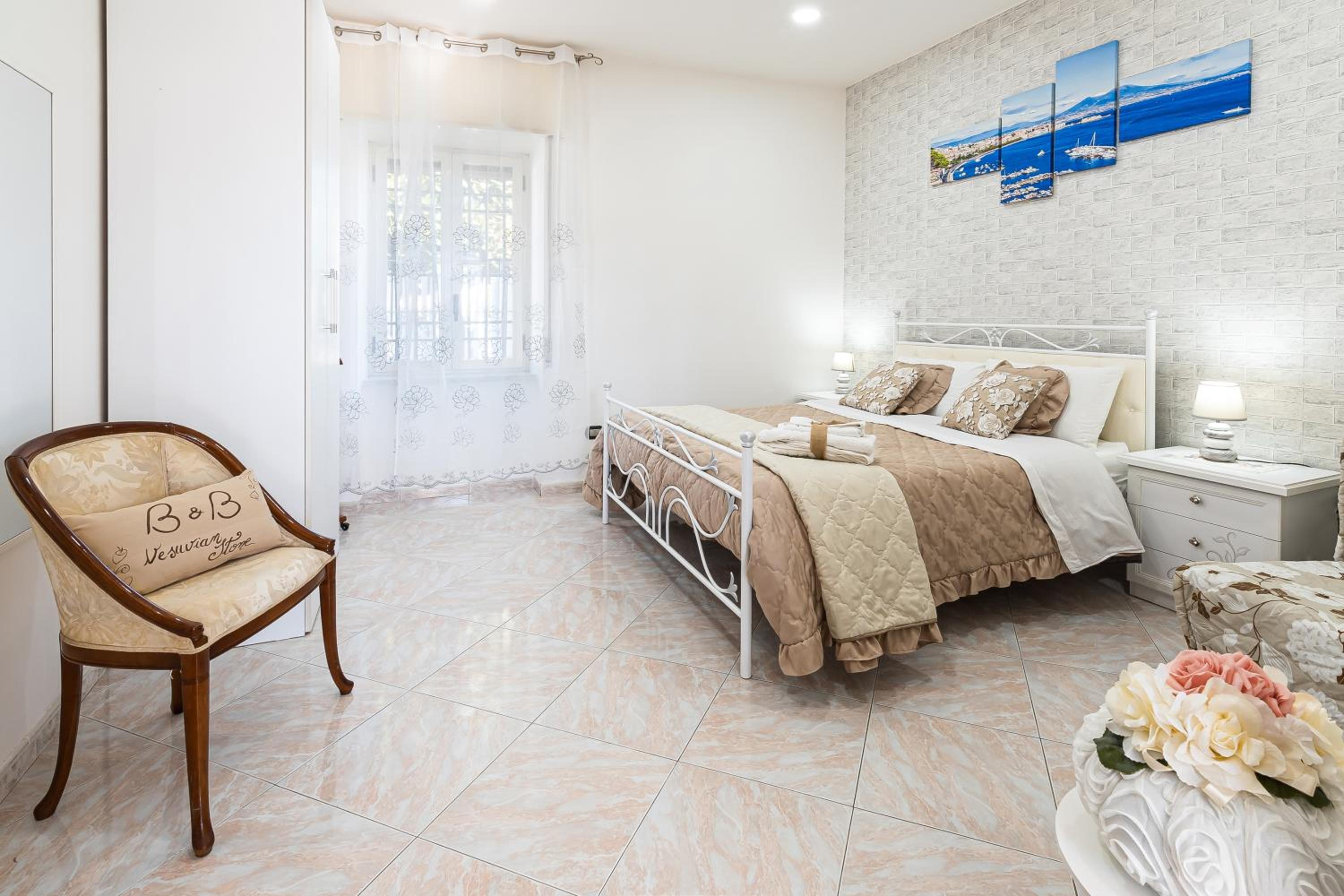 Double Room with Balcony (3 Adults) - Photo 1