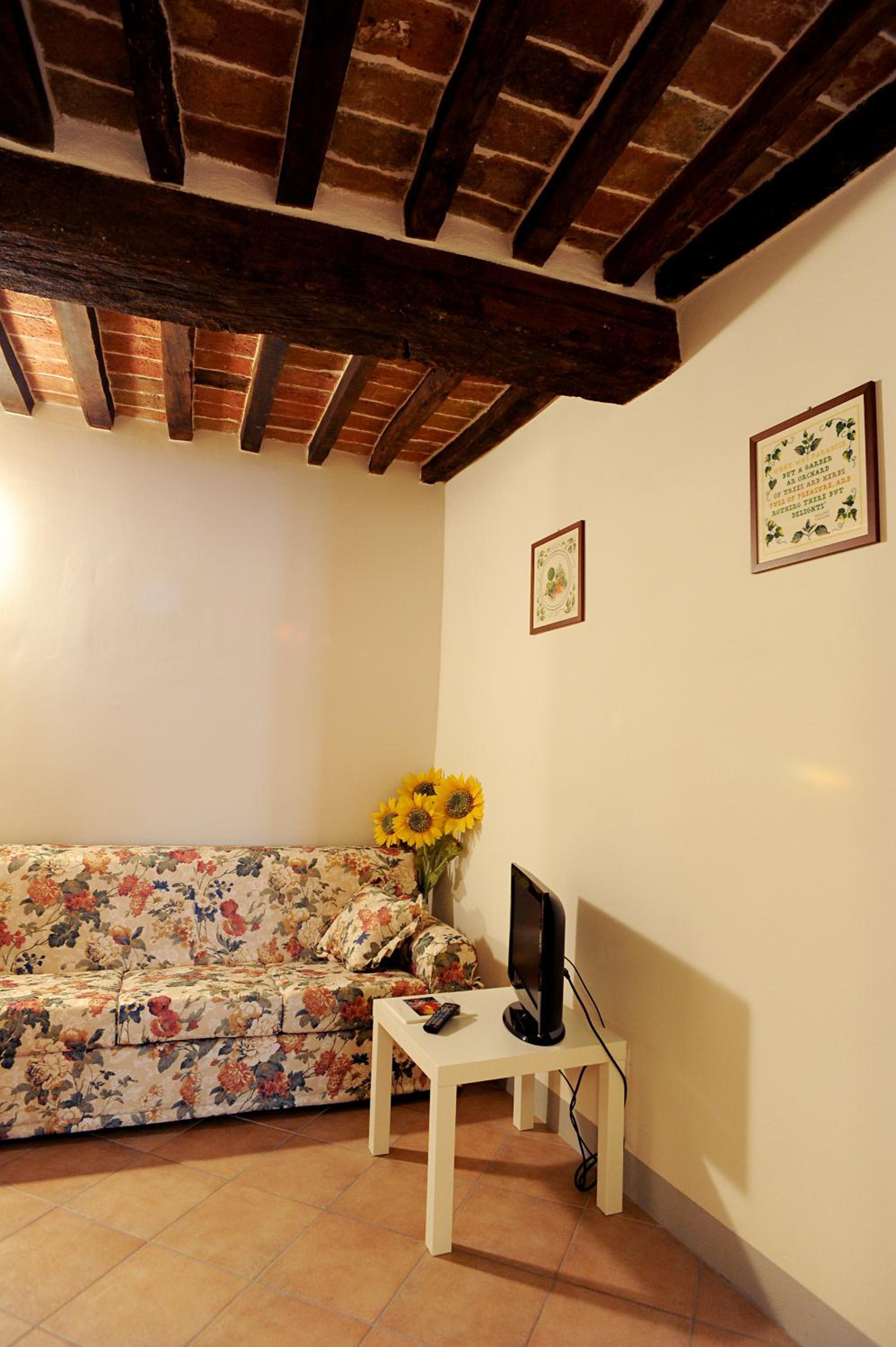 Quadruple Room - Photo 3