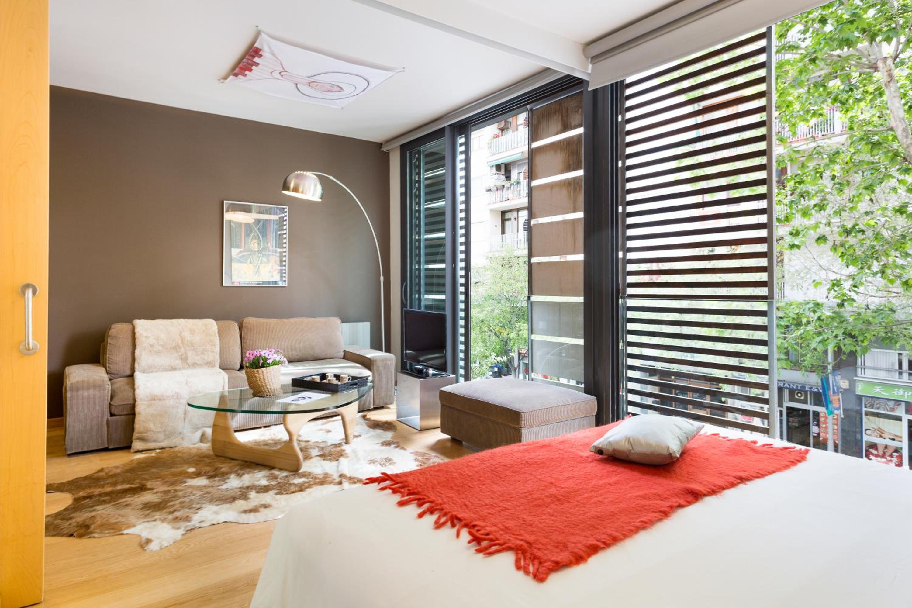 Apartamento con Balcón