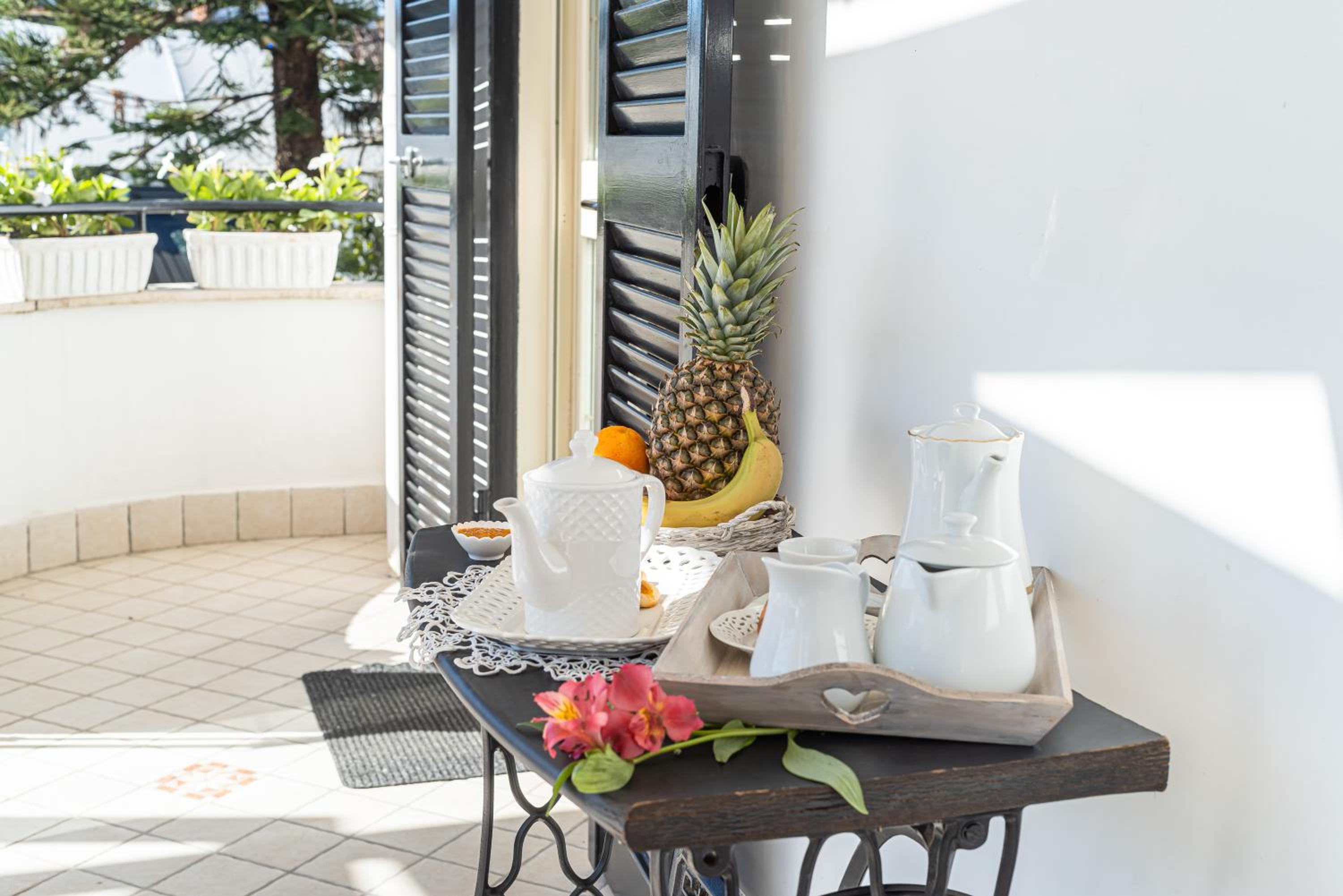 Double Room with Balcony (3 Adults) - Photo 24
