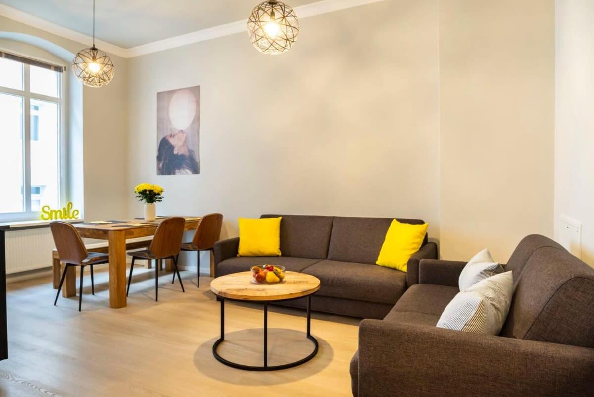 Apartment photo 1