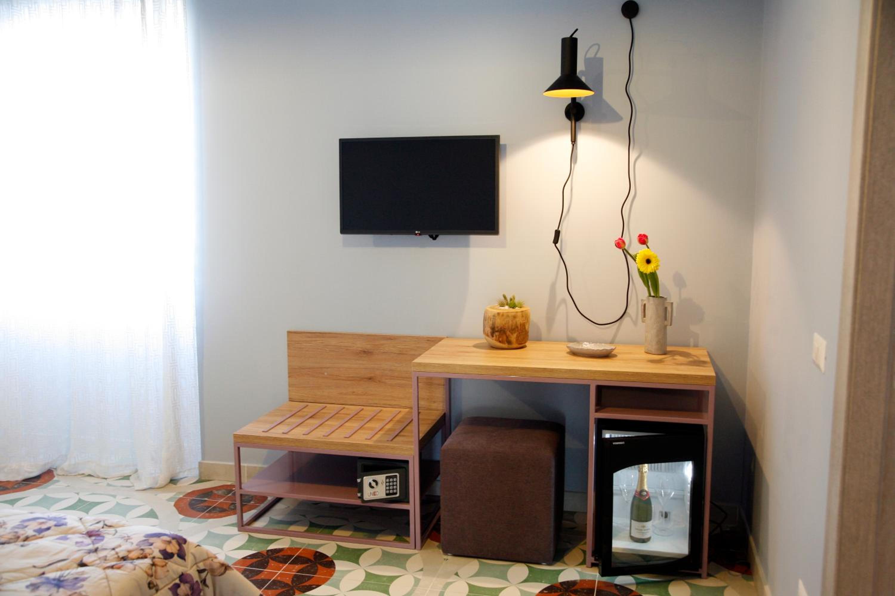 Triple Room with Private Bathroom photo 3