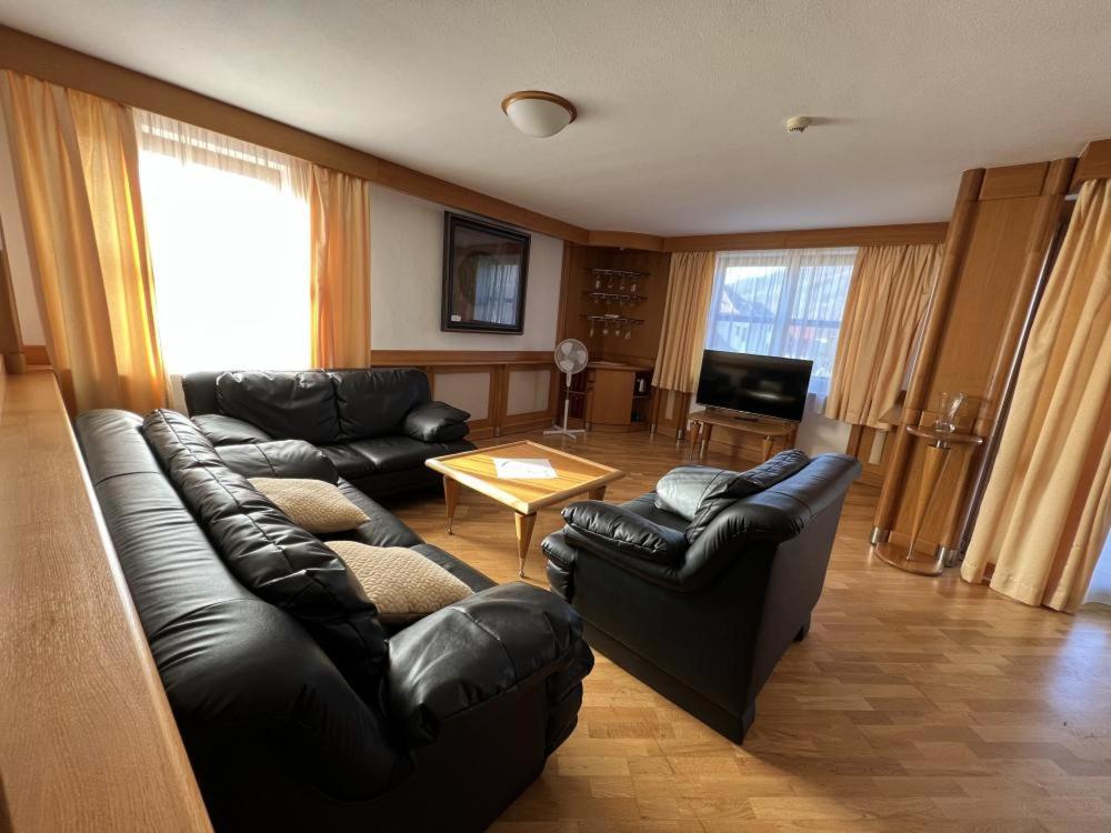 Presidential Suite photo 3