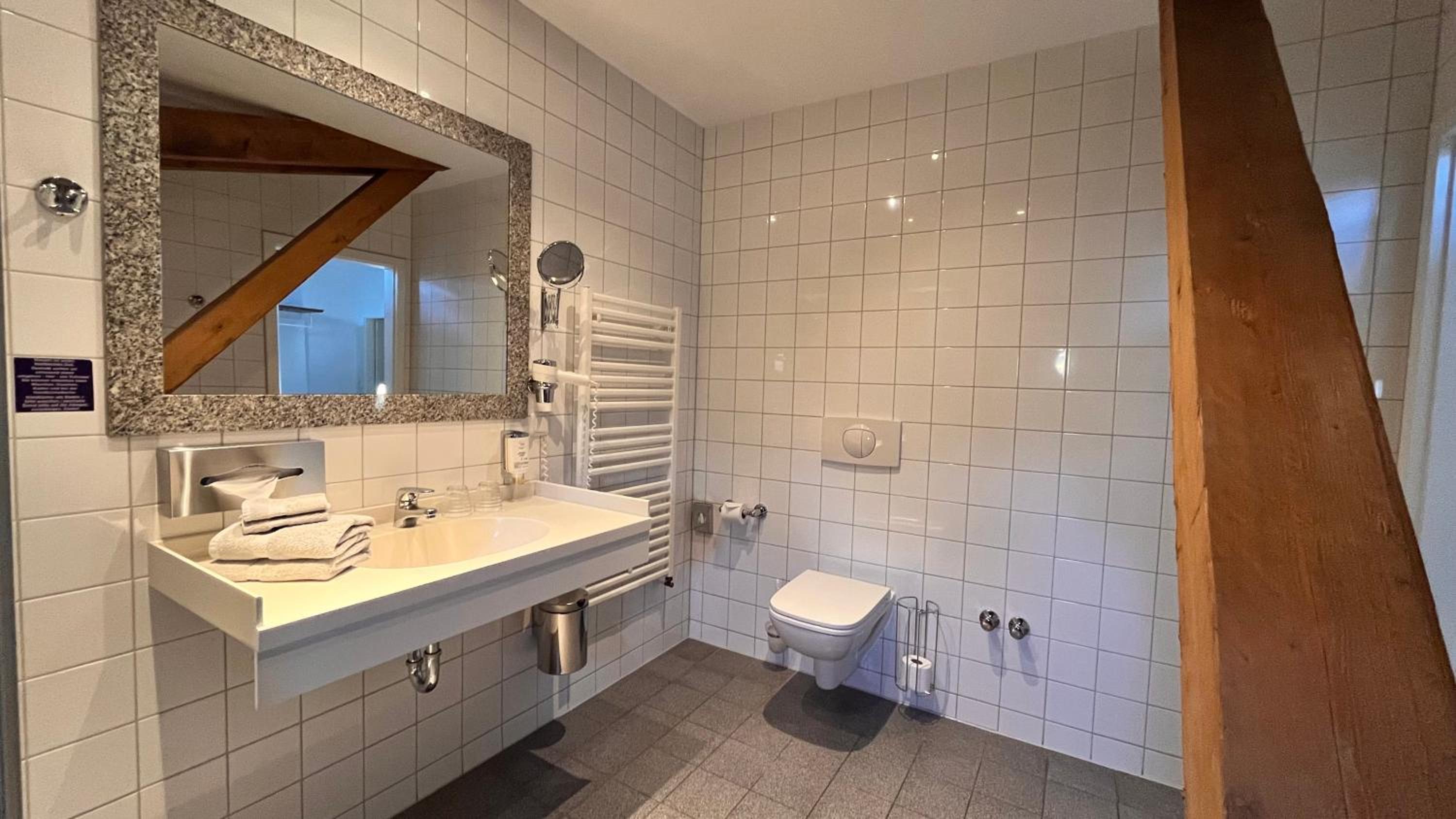 Budget Double Room photo 2