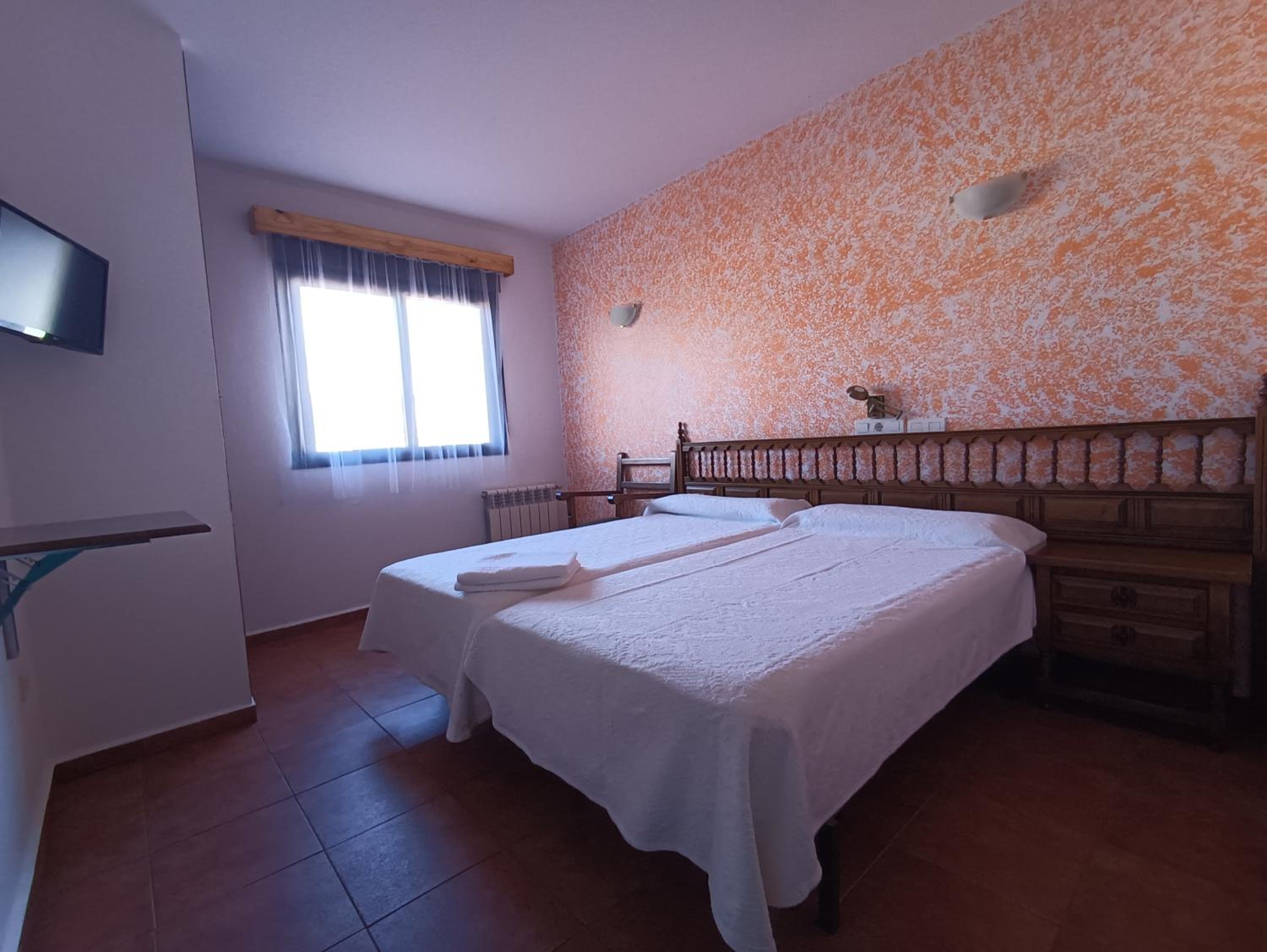 Habitación Doble con Baño Privado