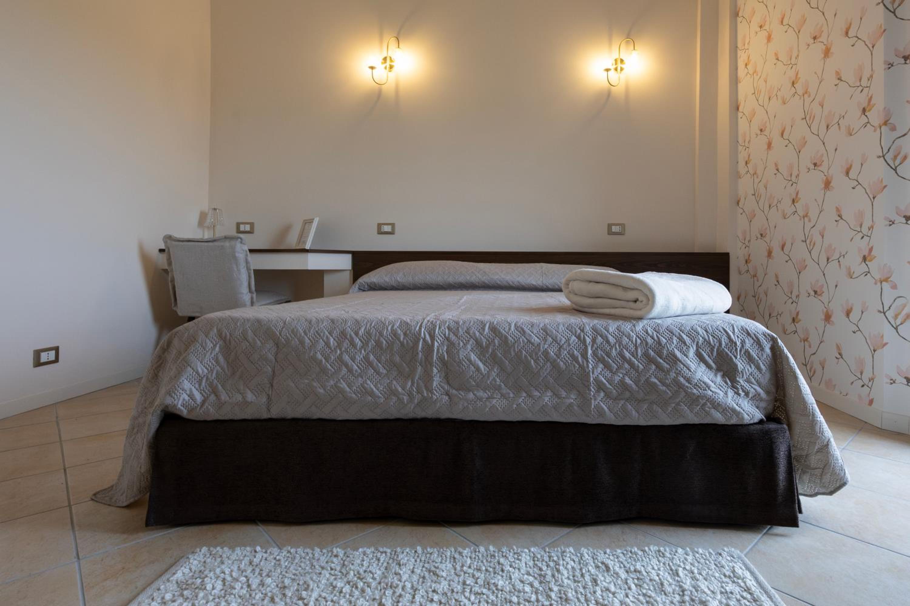 Deluxe Double Room with Sea View photo 3
