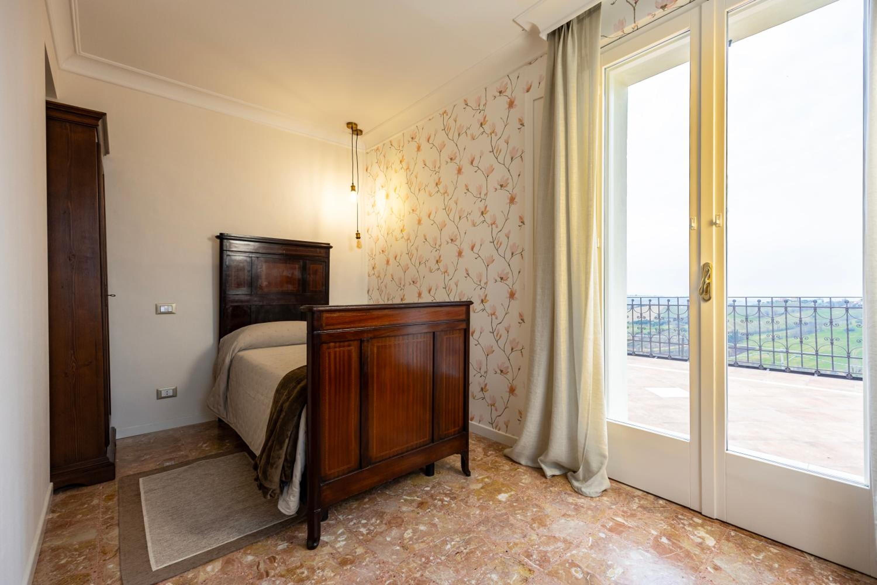 Deluxe Single Room photo 1