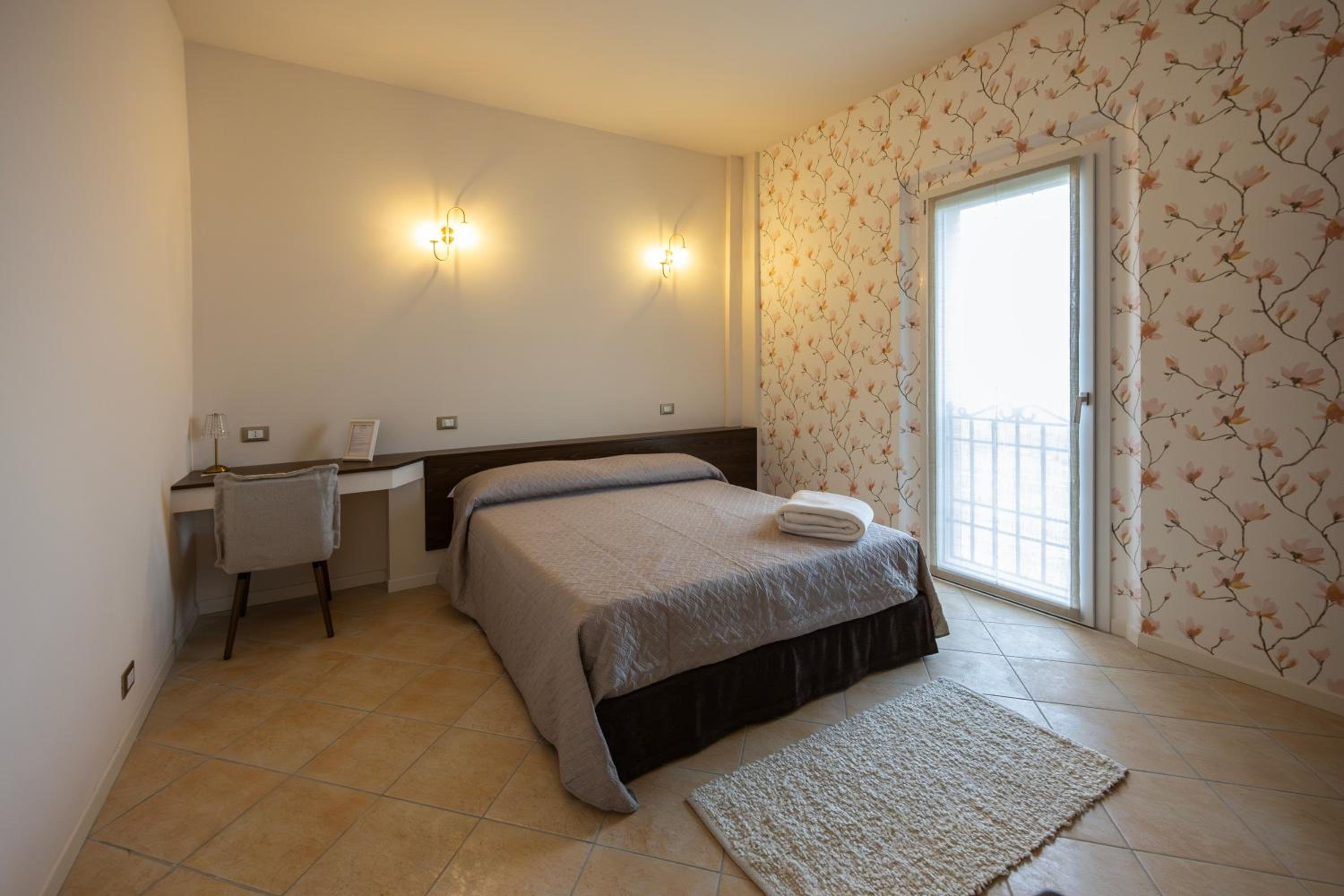 Deluxe Double Room with Sea View photo 1