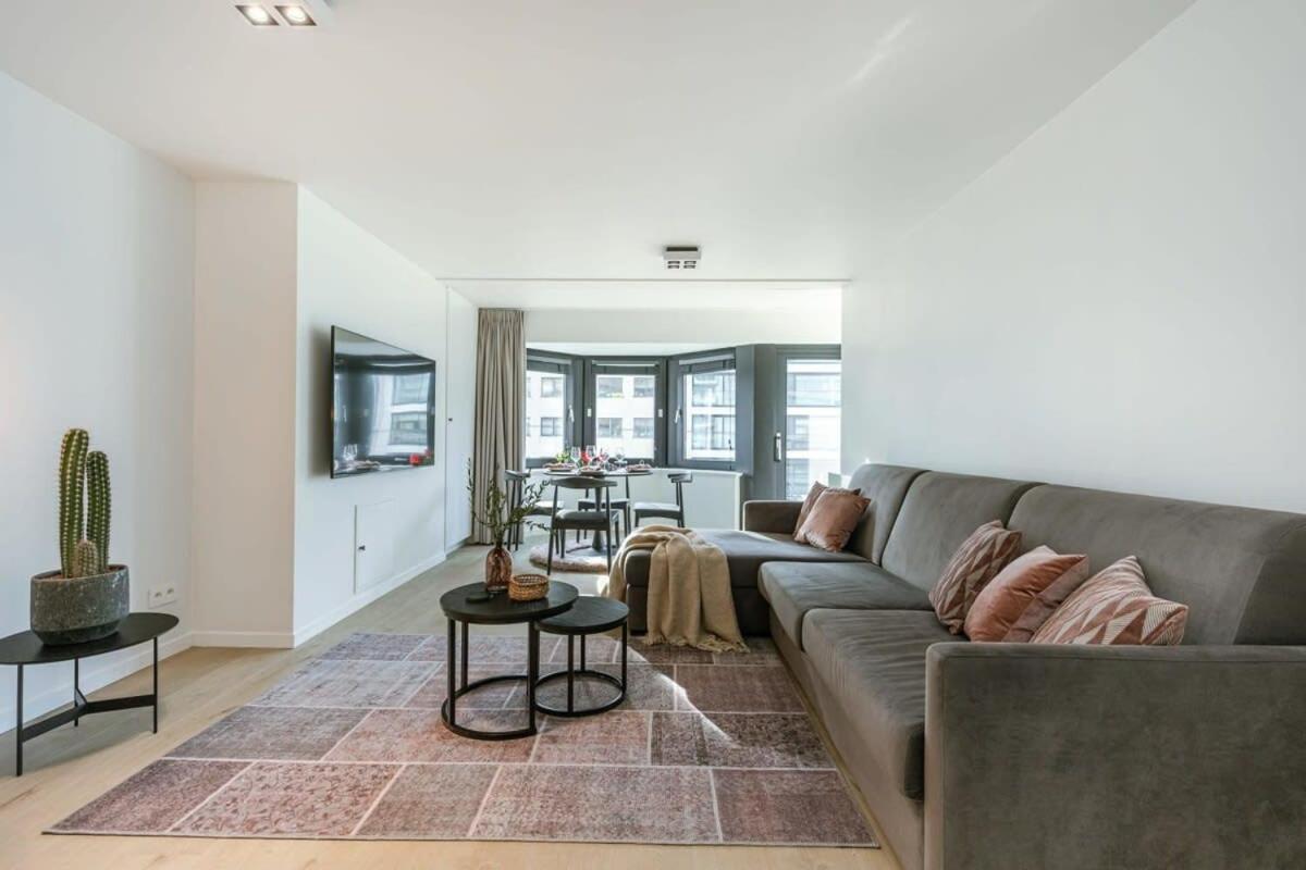 Apartment photo 1