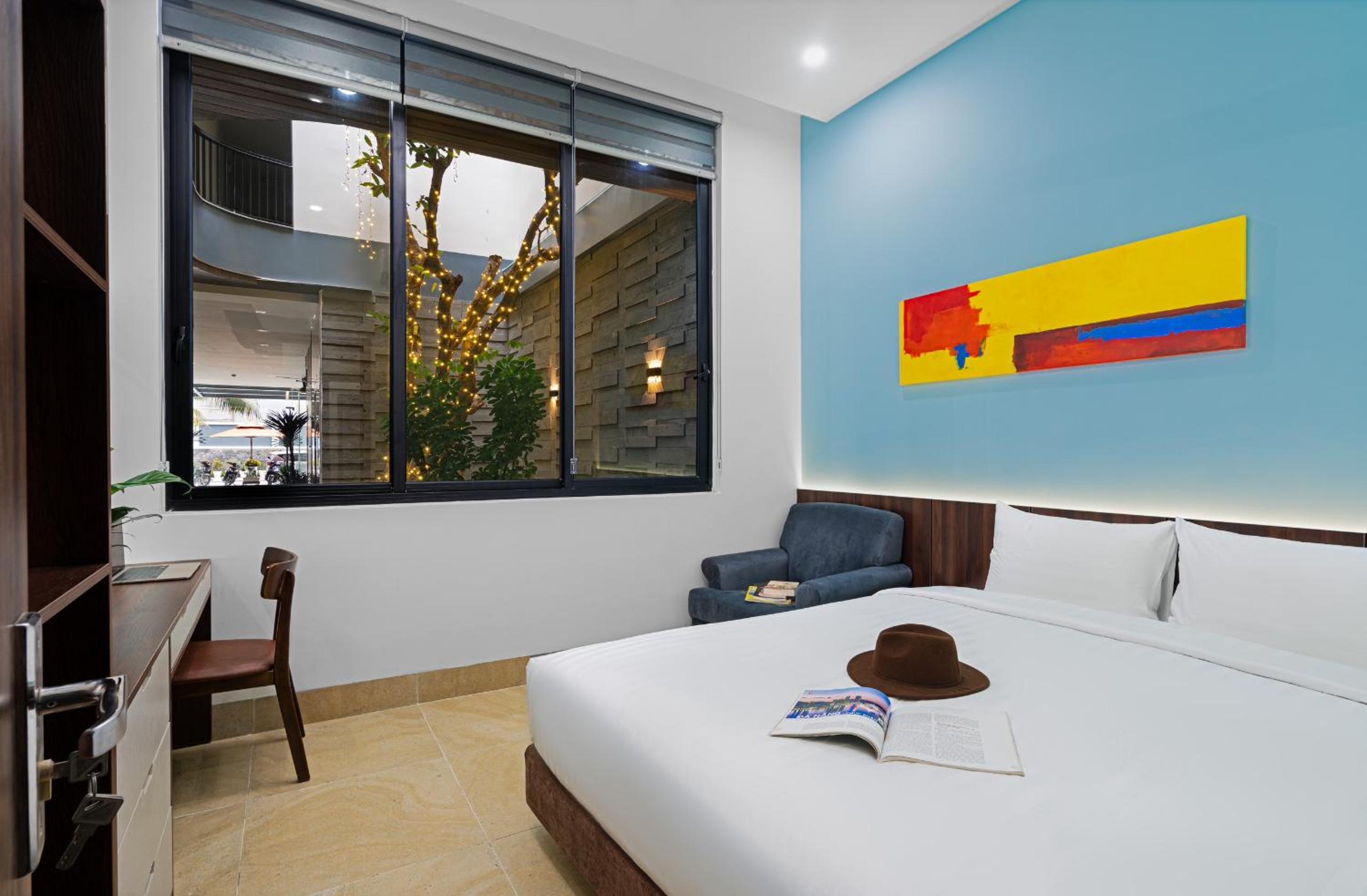 One-Bedroom Apartment - Photo 6