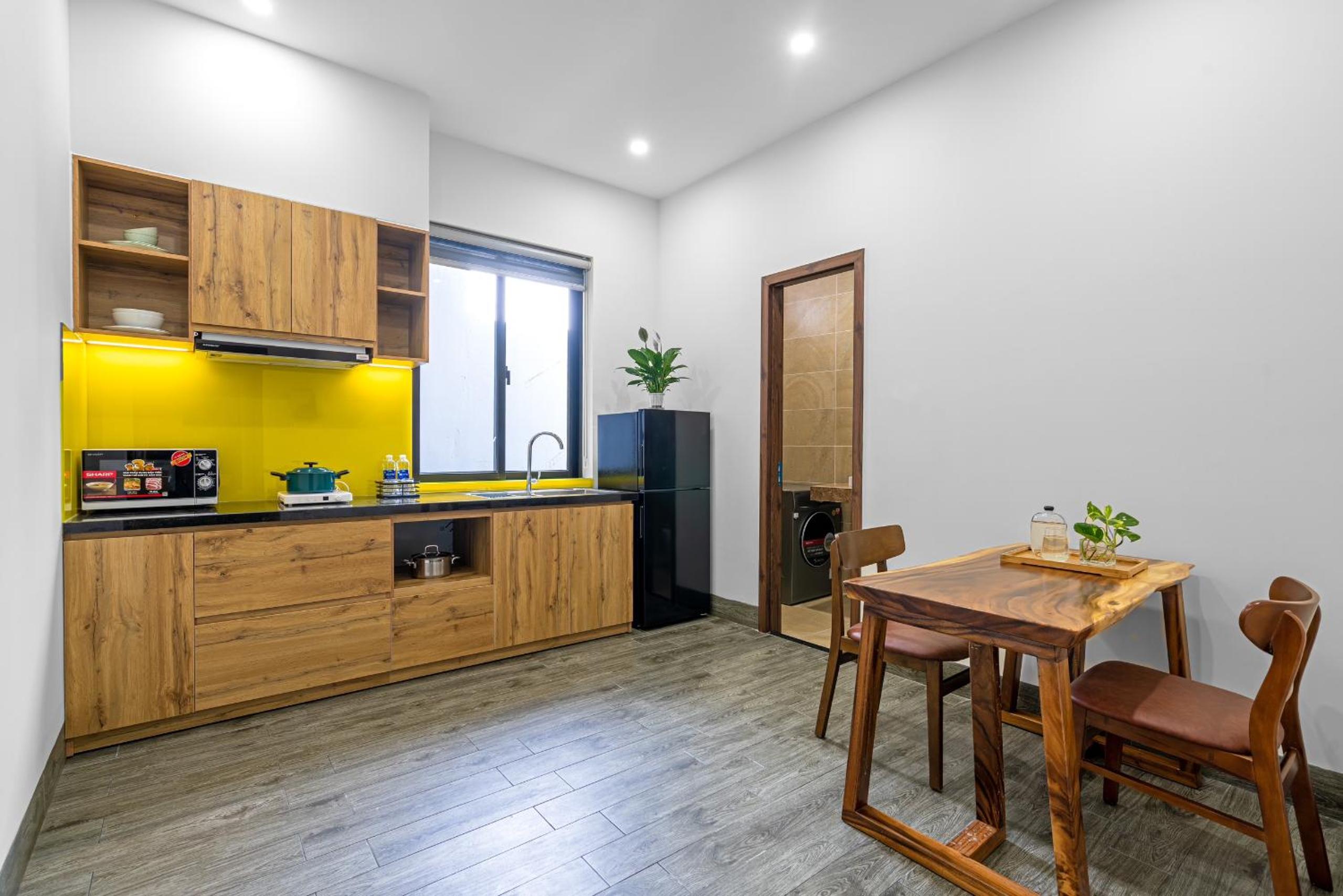One-Bedroom Apartment - Photo 9