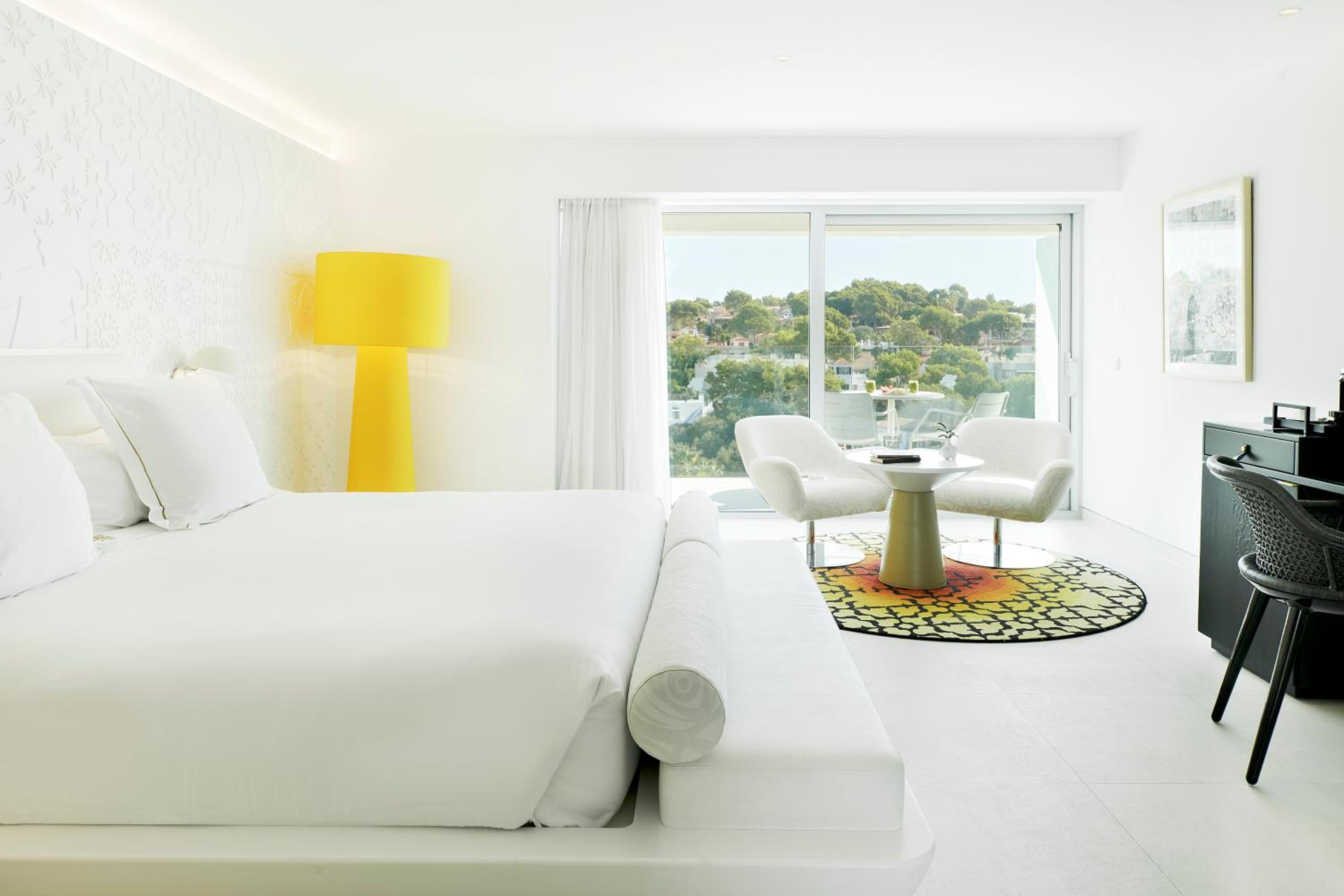 Suite Junior con Vista Lateral al Mar