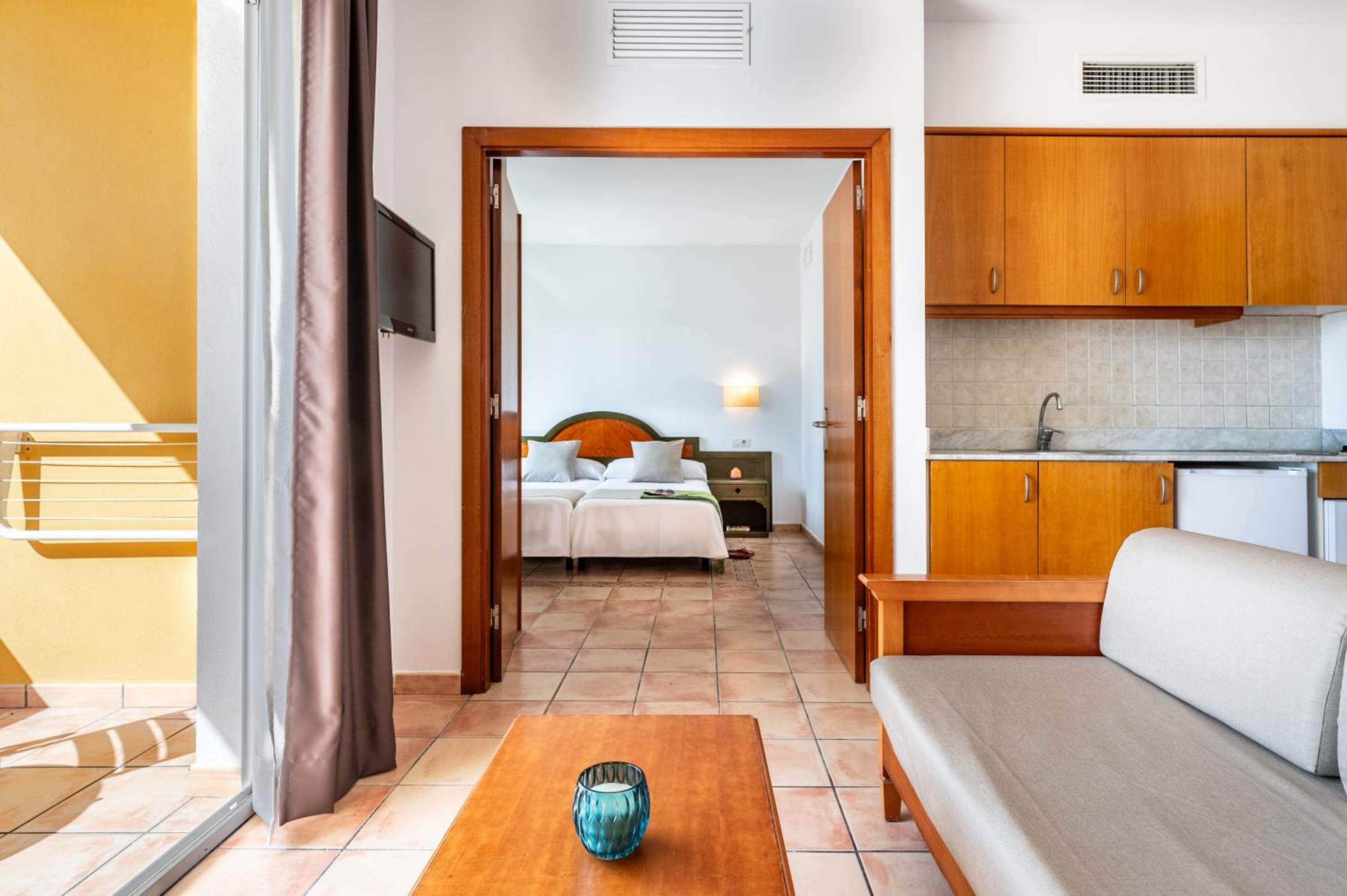 One-Bedroom Apartment - Photo 9