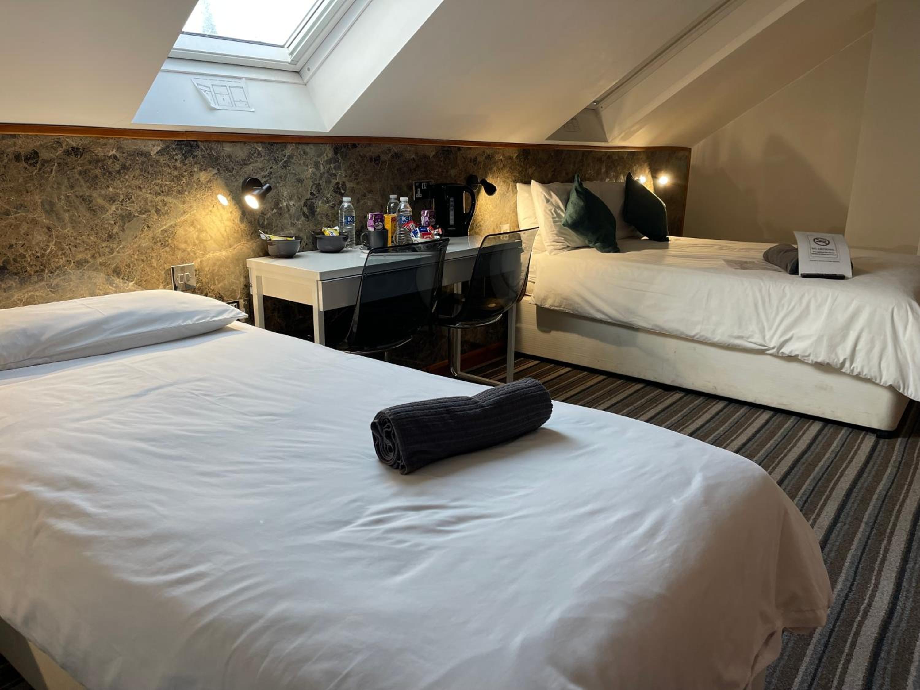 Standard Triple Room - Photo 1
