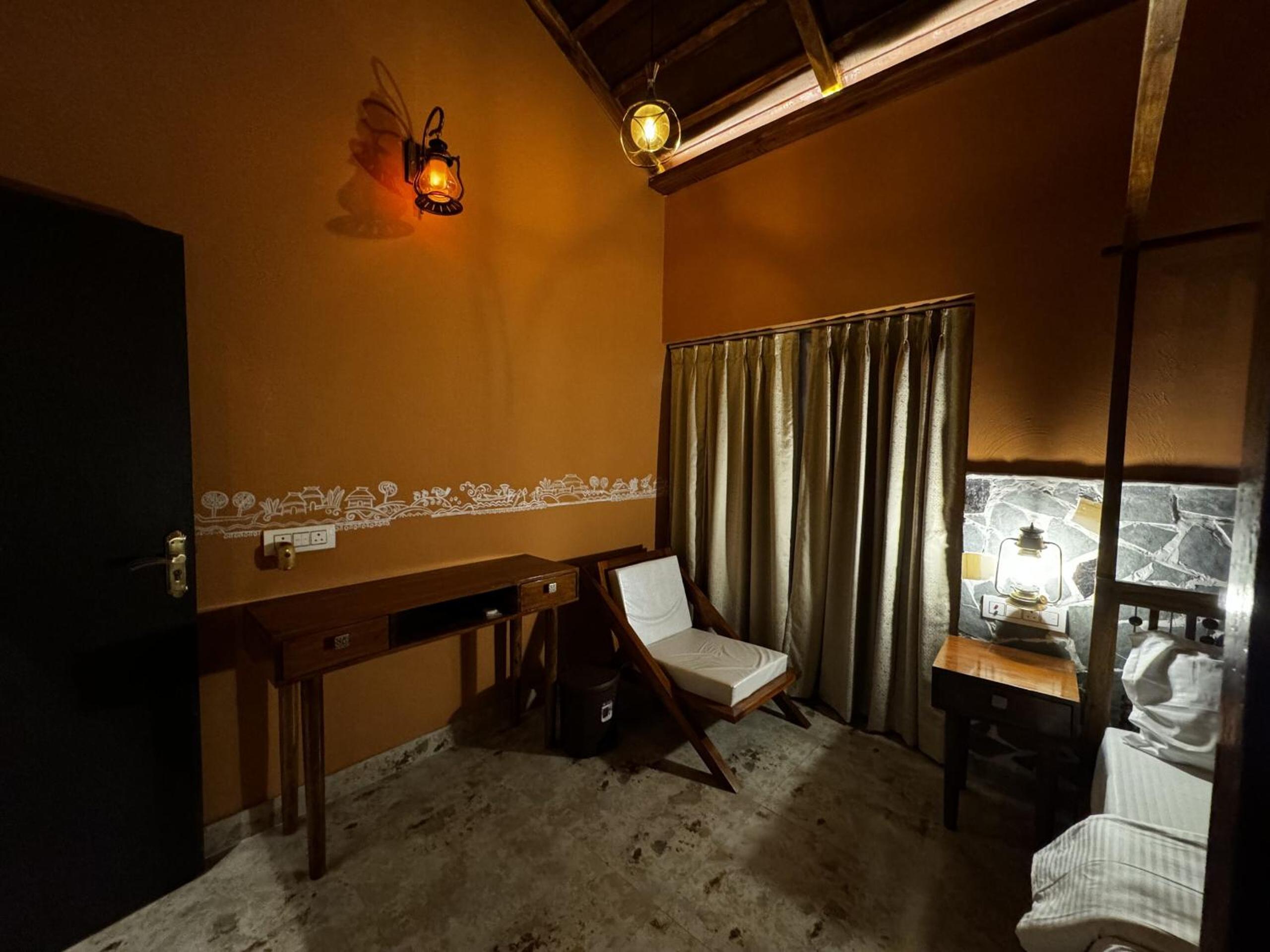 Double Room With Pool View photo 2