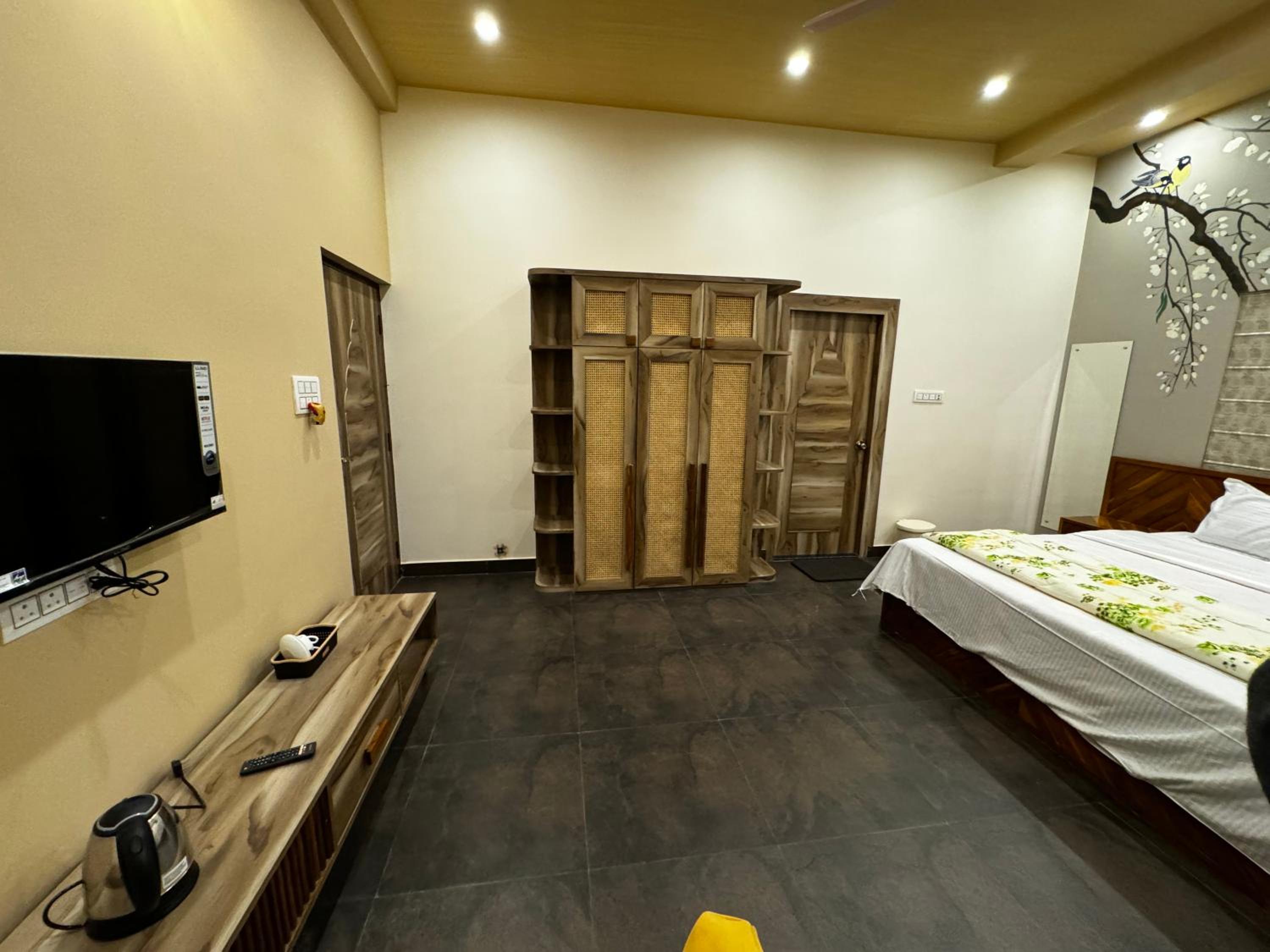Double Room With Pool View photo 1