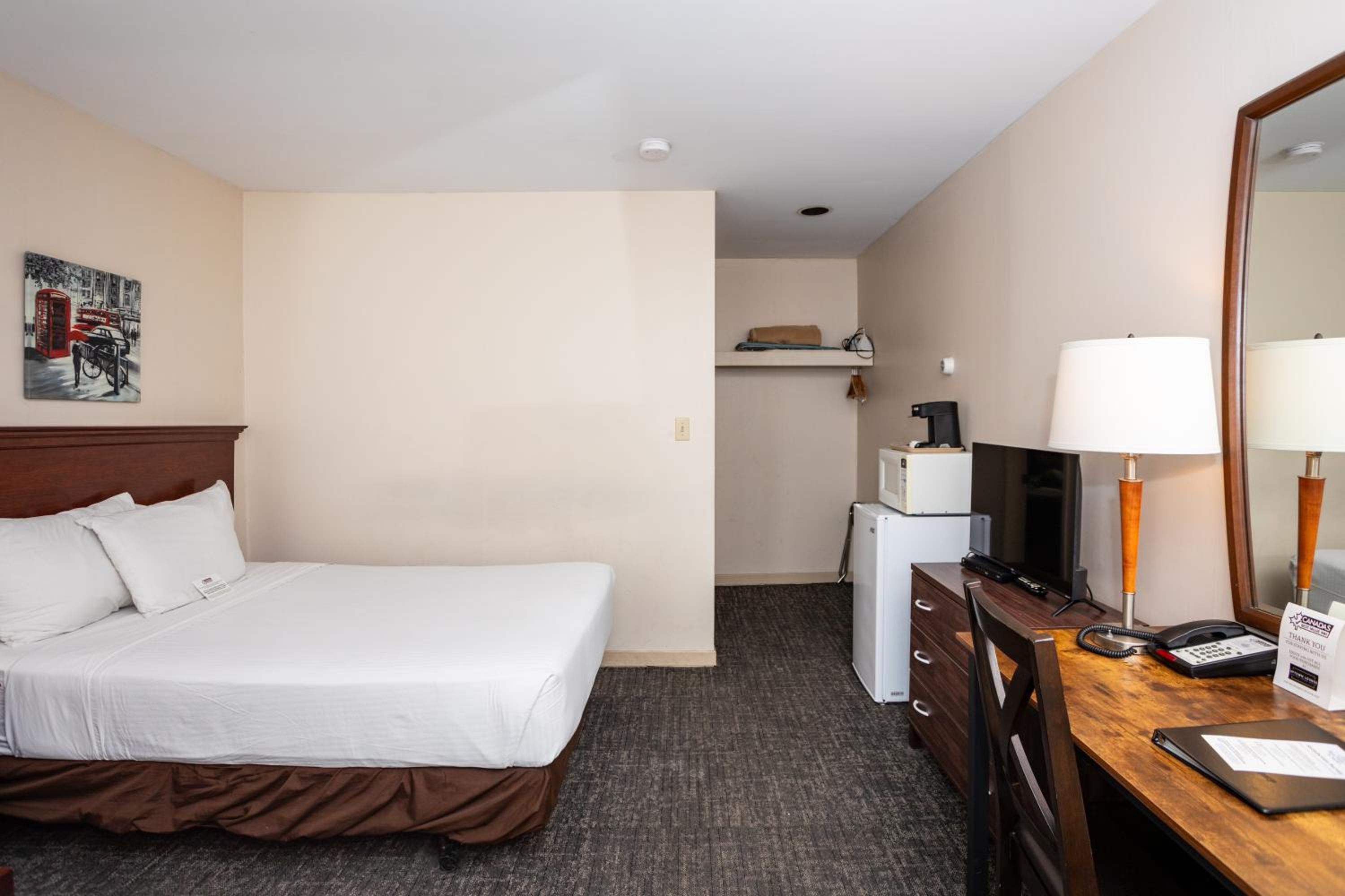 Double Room - Photo 3