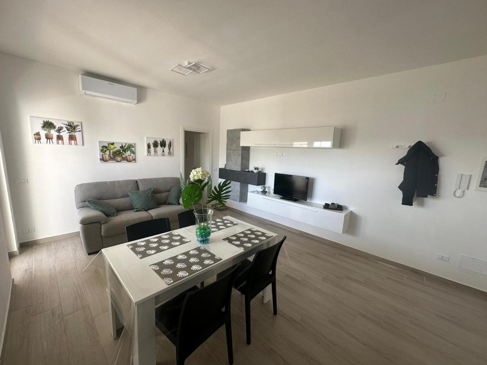 Two-Bedroom House photo 1