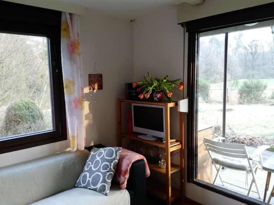 One-Bedroom House photo 1